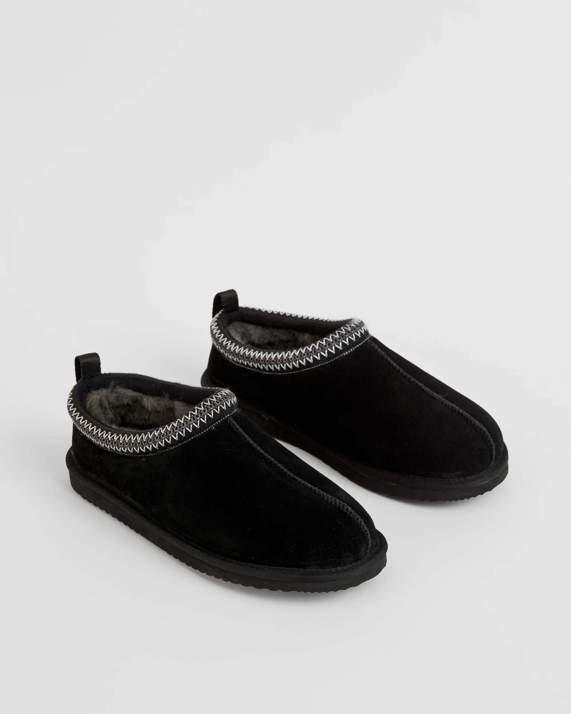 2 Australian Design Ugg Boots and Slippers Australian Design Ugg Sheepskin and Leather Tape Scuff Slipper BLACK, 2 of 3
