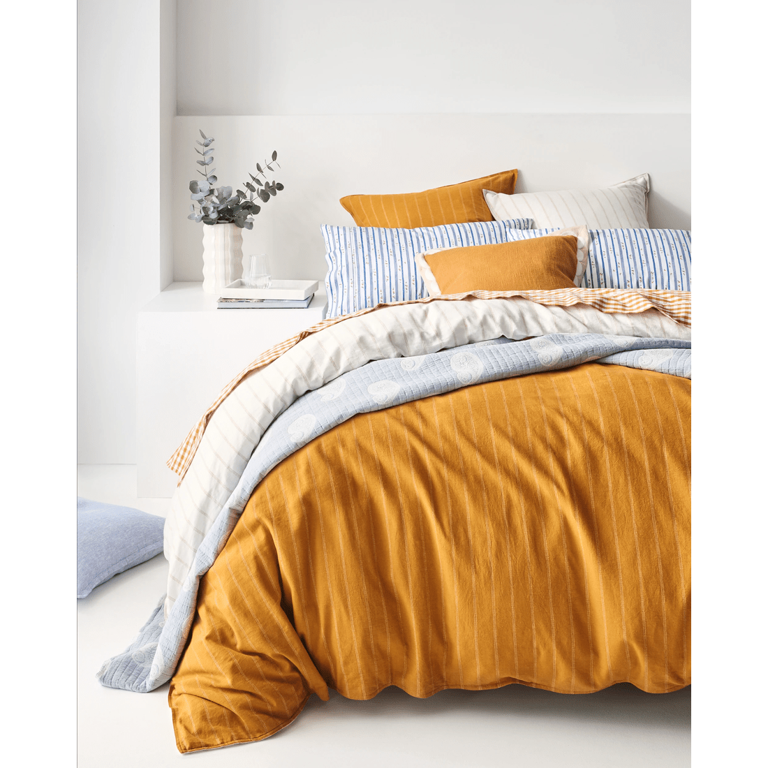 8 Target Adelle Stripe Linen/cotton Quilt Cover Set
 - Super King Bed
 - Yellow, 8 of 9