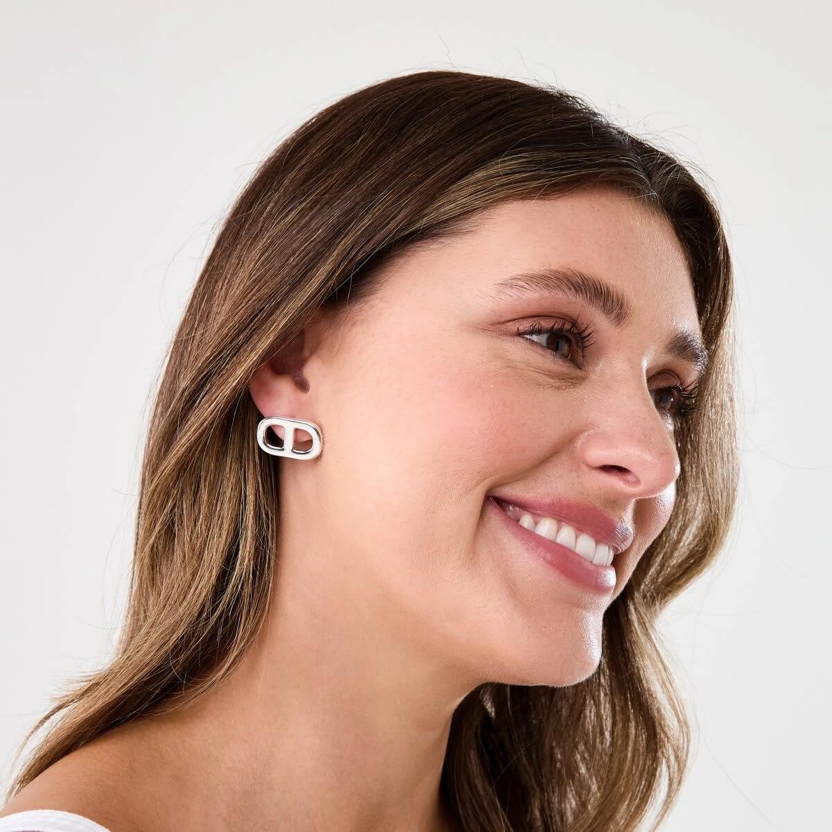 4 Interlink Stud Earrings SILVER, 4 of 5