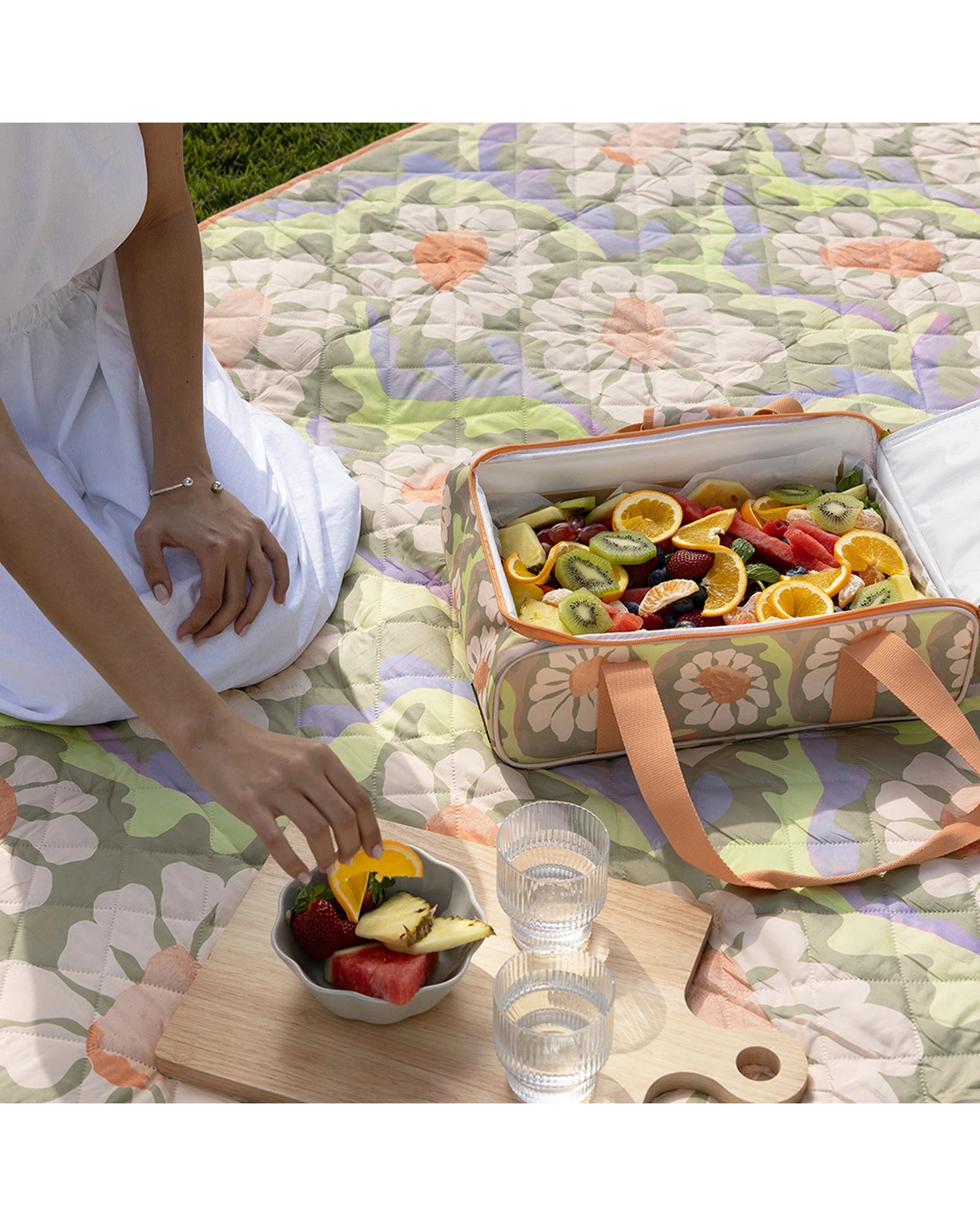 5 Bambury Sadie Polyester Picnic Rug Water Resistant Outdoor Mat 200x200cm - Multi, 5 of 6