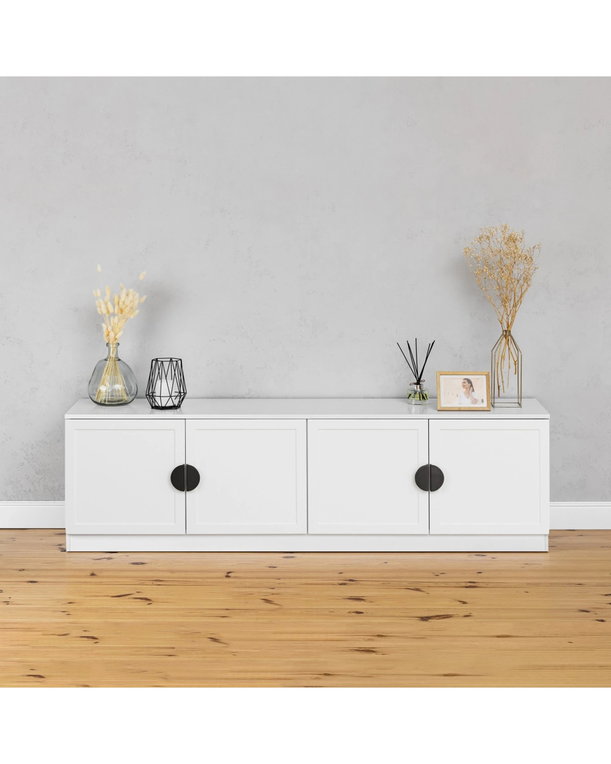 2 European Cabinetry Bucharest Hamptons Panel TV Unit Half Moon Handle - White, 2 of 4