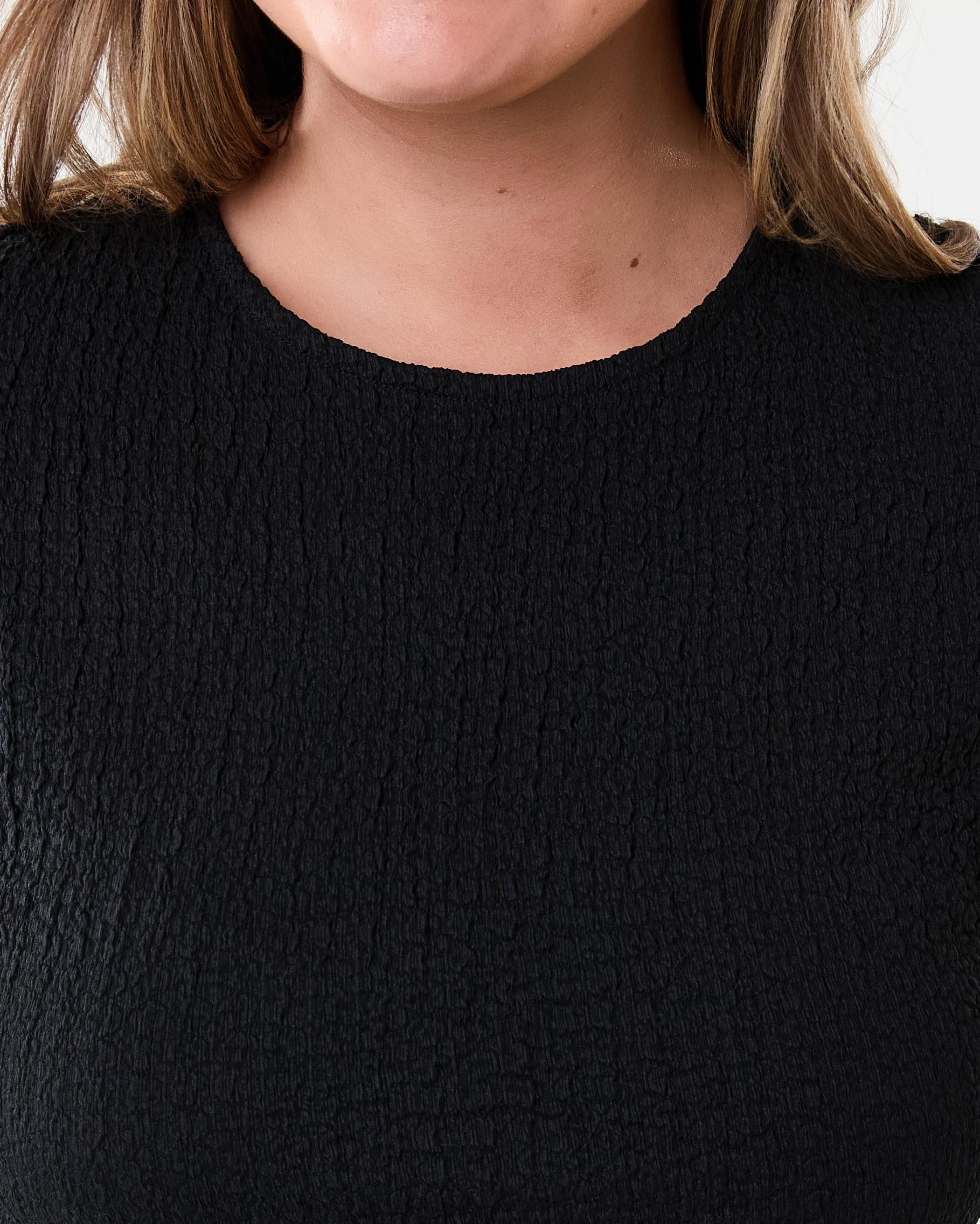 5 Short Sleeve Textured T-shirt Black, 5 of 7