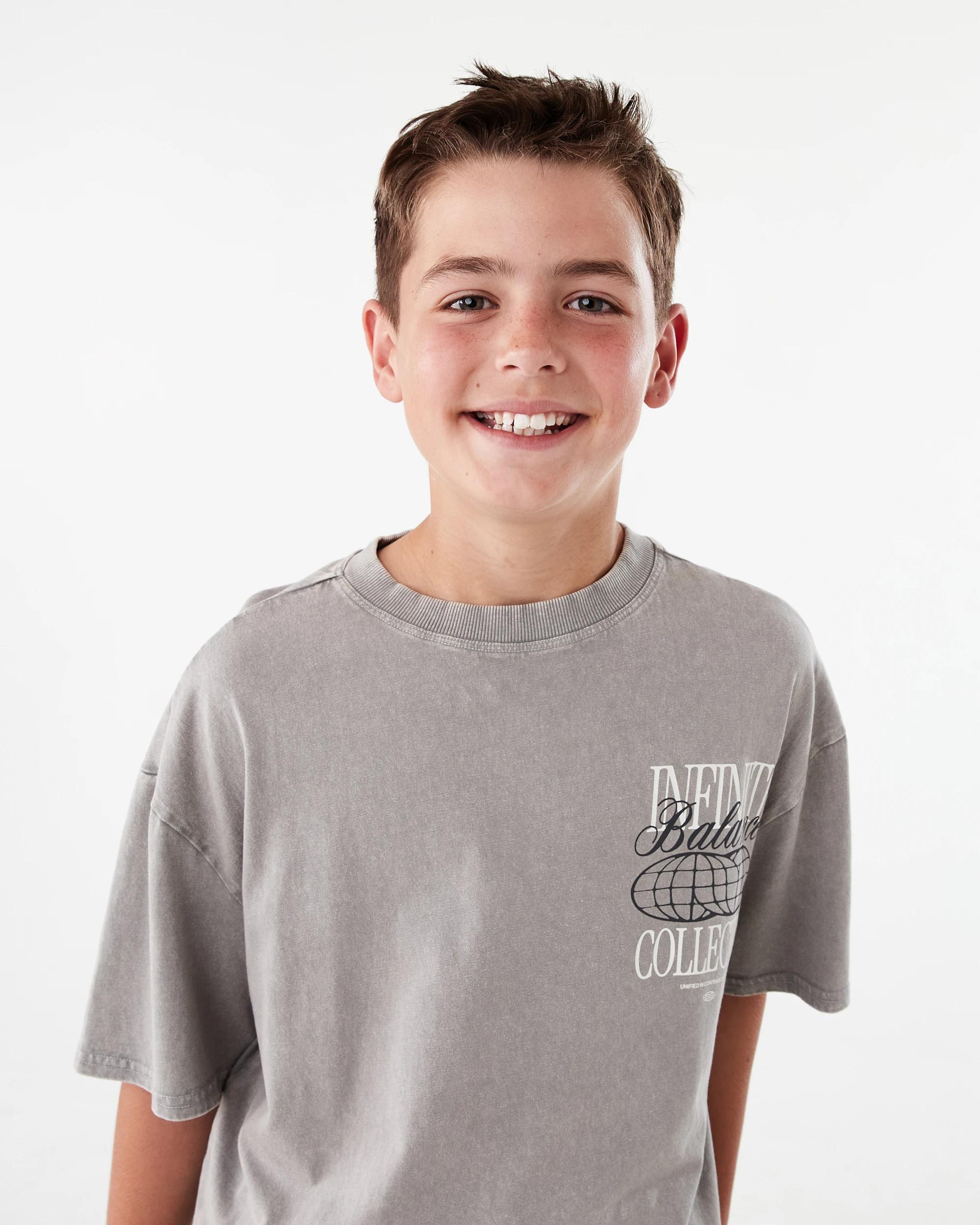 3 Short Sleeve Oversized Graphic T-shirt Gry Slogan, 3 of 8