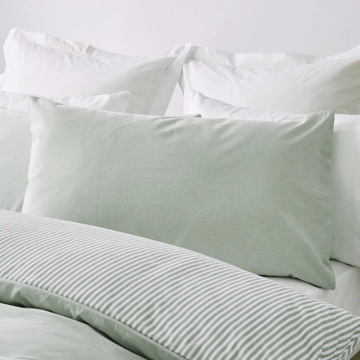 3 Chambray Cotton Rich Reversible Quilt Cover Set - Single Bed, Seagrass, 3 of 7