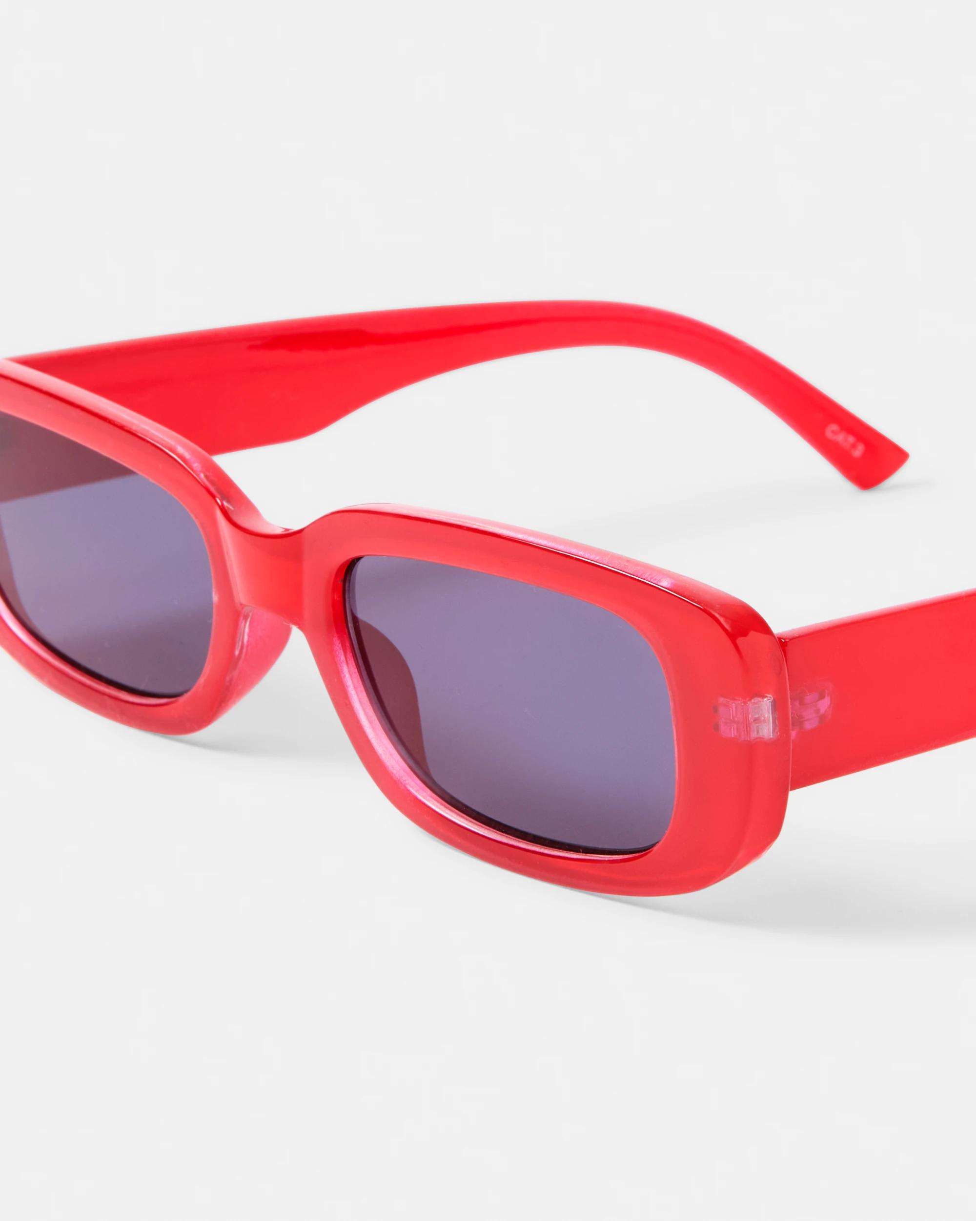3 Rectangle Classic Sunglasses Red, 3 of 4