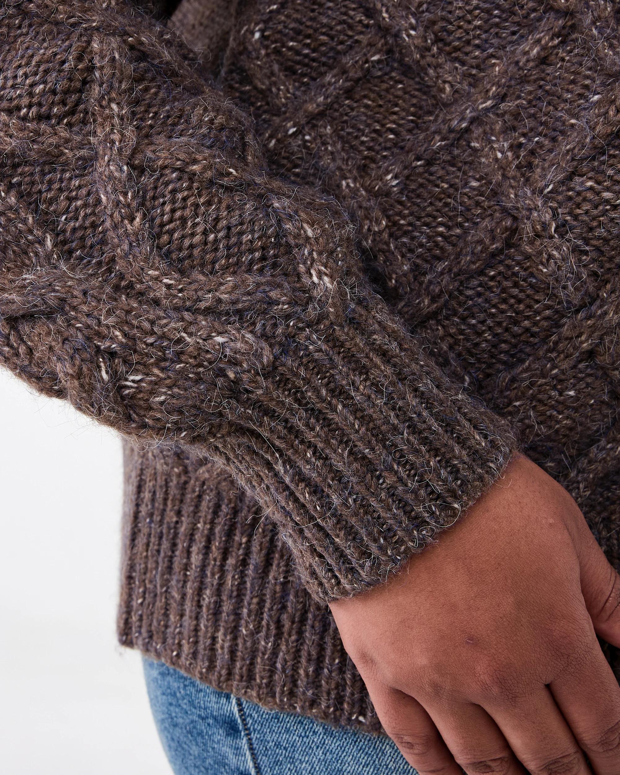 6 Curve Cable Knit Cardigan Taupe Mrl, 6 of 6