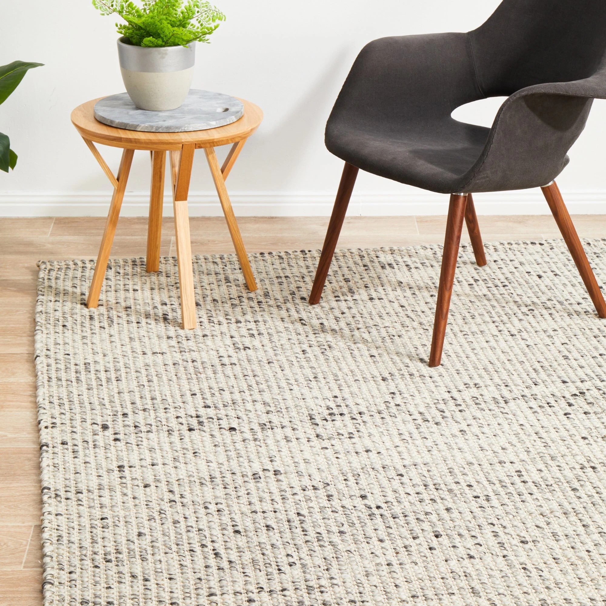 2 Common Ground Rugs Nordica 300 400x300cm - Extra Extra Large Wool Rug - Grey, 2 of 9