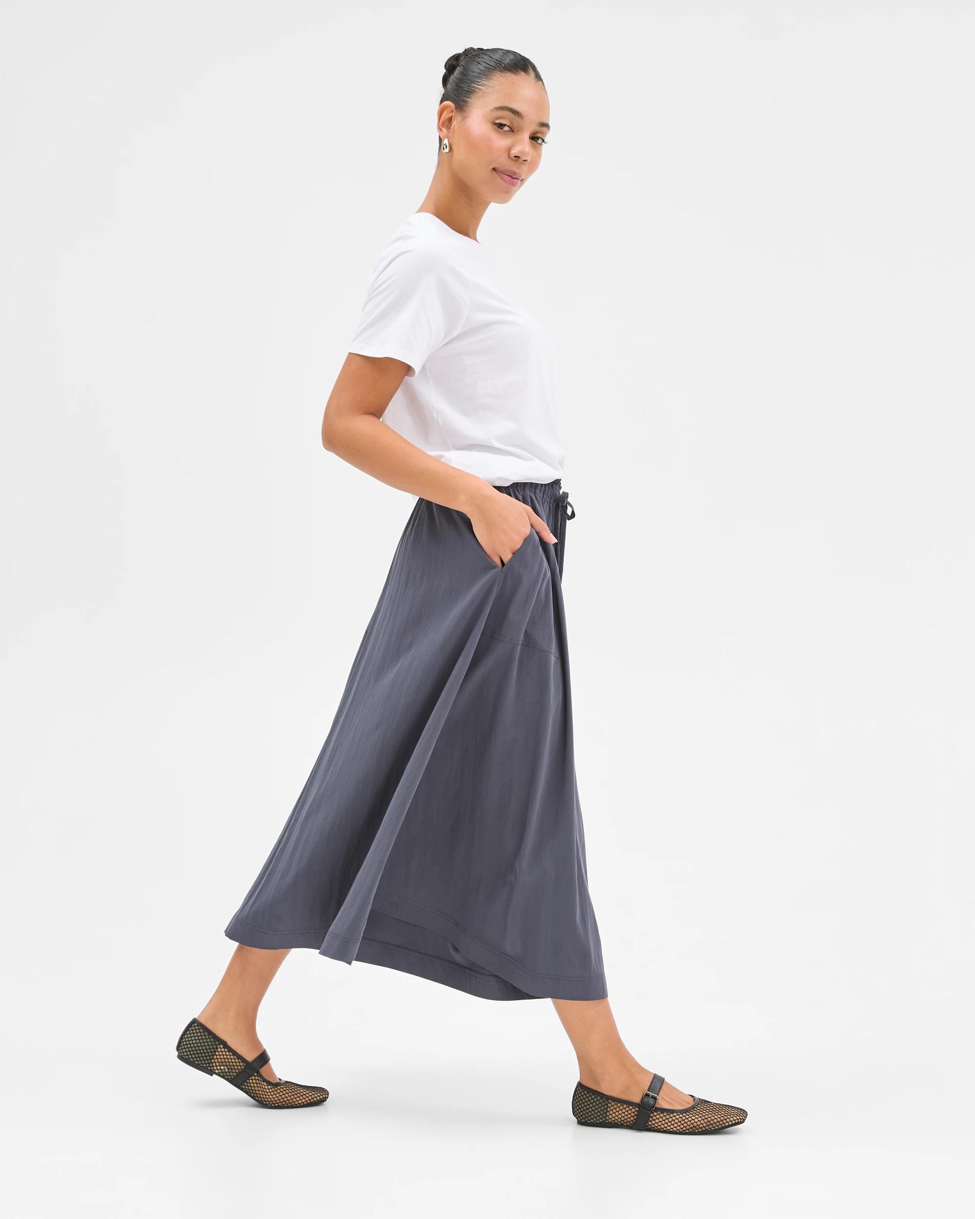 3 Target Pull On Midi Skirt GRAPHITE, 3 of 5