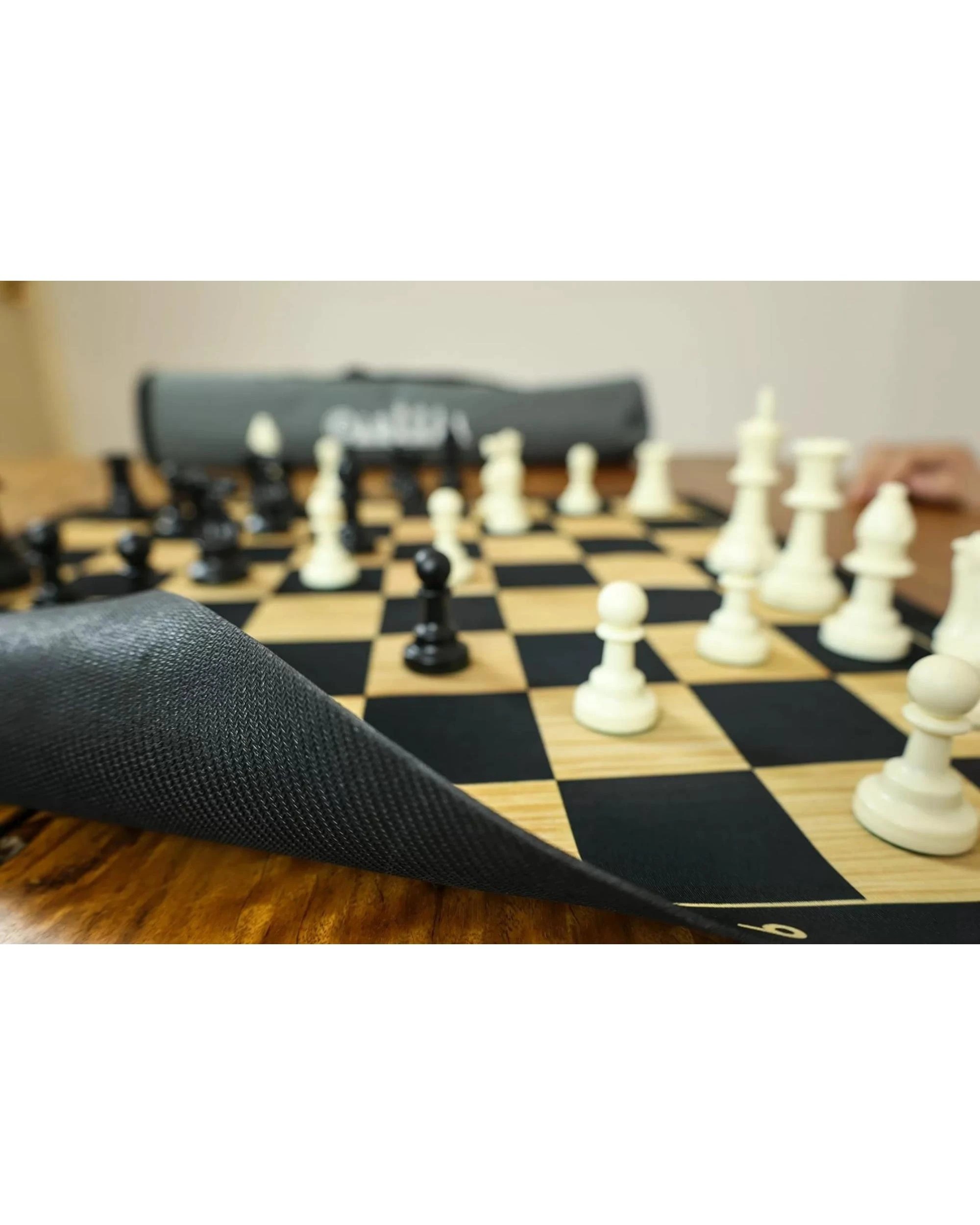 5 LPG Club Chess Set Black Woodgrain, 5 of 7