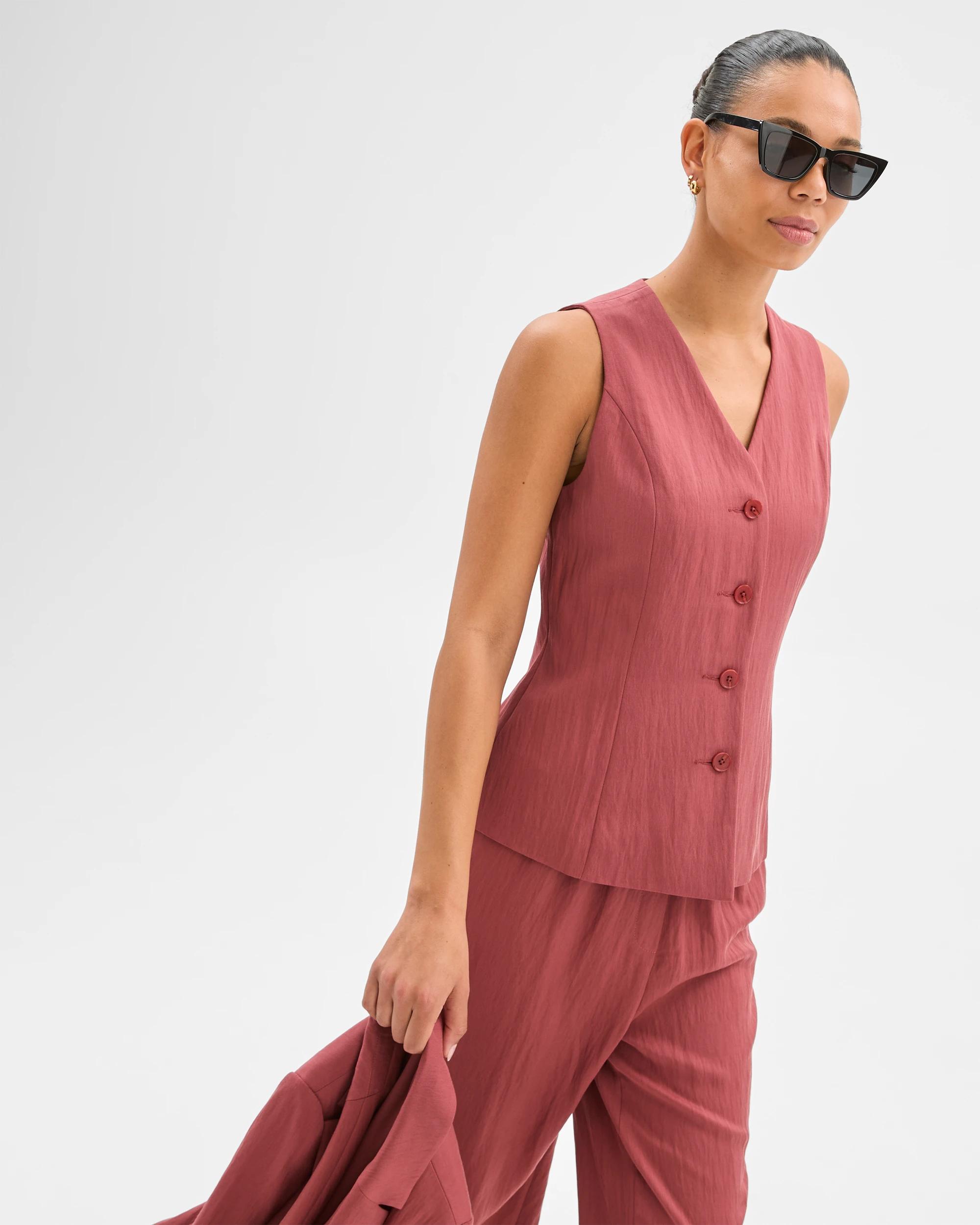 3 Fluid Waistcoat - Preview TERRACOTTA, 3 of 6