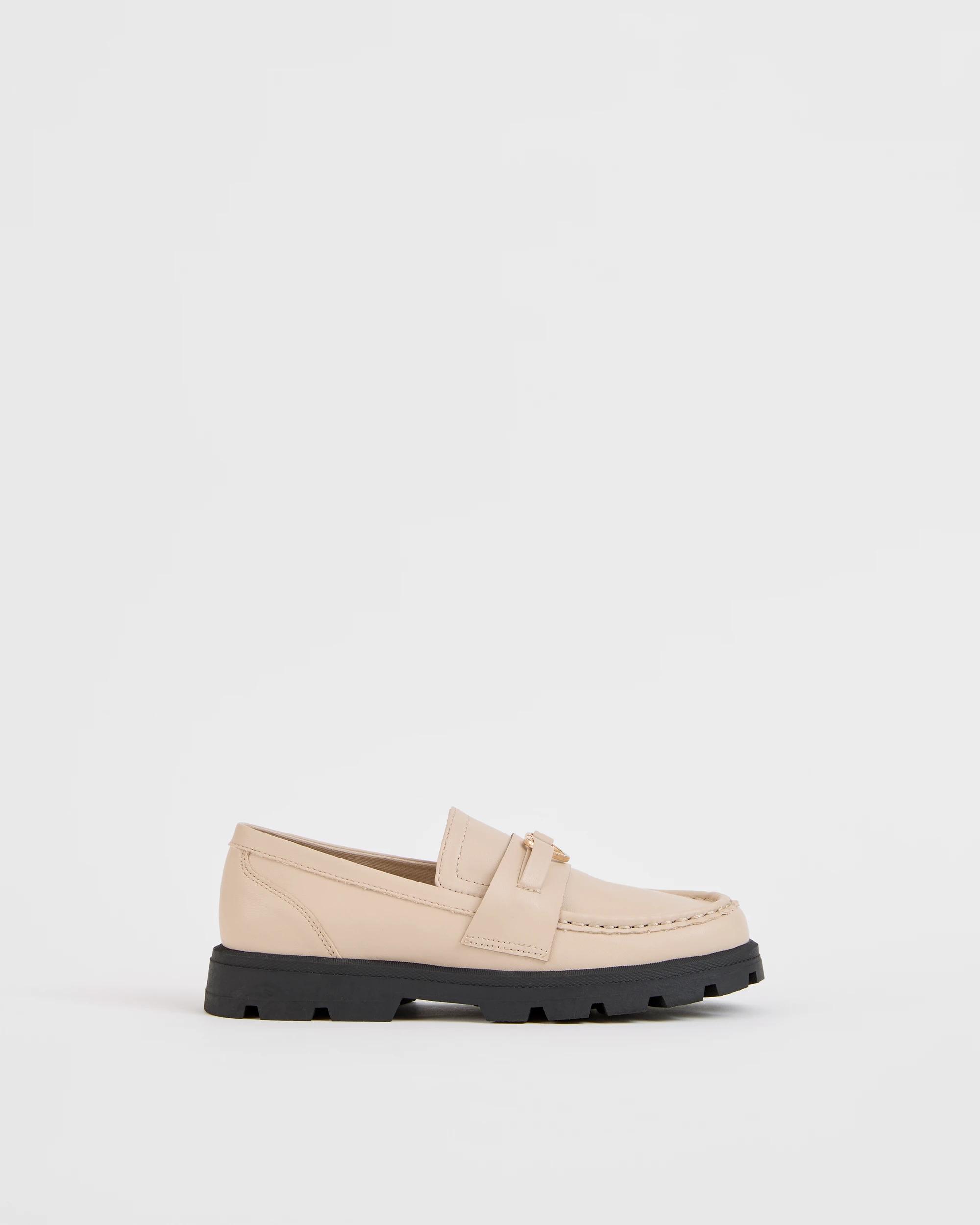 1 Target Youth Girls Senior Heart Loafer NEUTRAL, 1 of 5