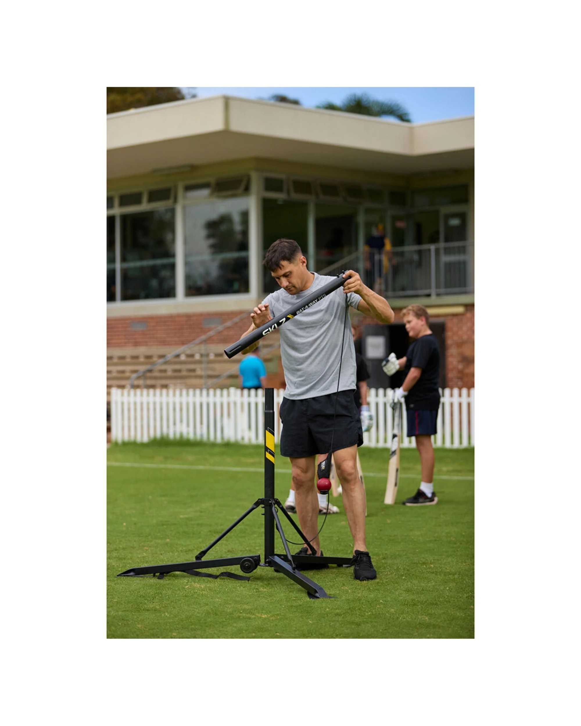 8 Sklz Bat-A-Way PTS Cricket Swing Training Aid Practice Drill Portable Heavy - Black, 8 of 8