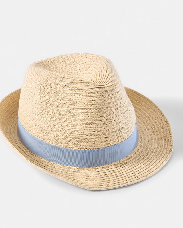 Trilby Straw