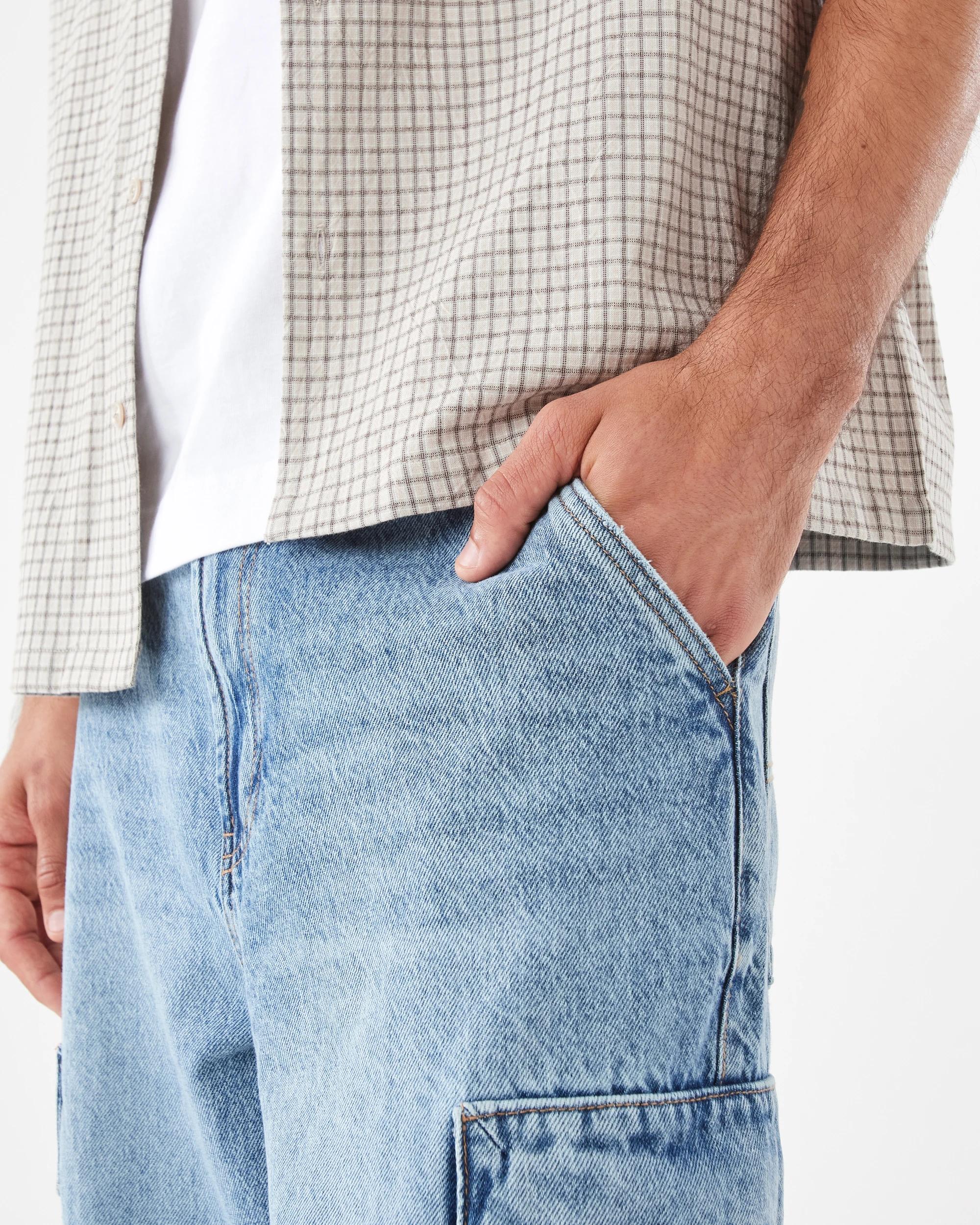 6 Baggy Cargo Jeans Light Wash, 6 of 8