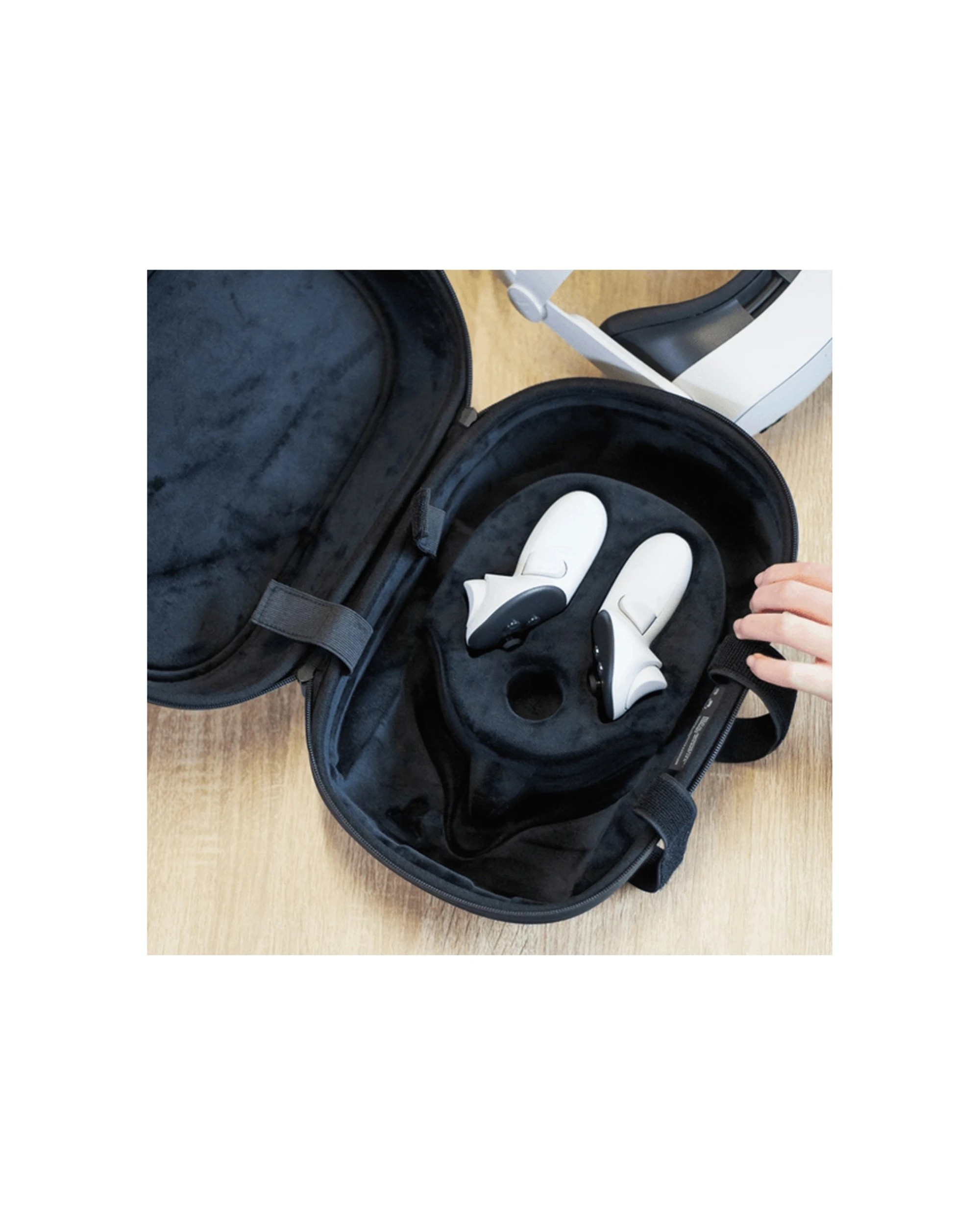 3 4Gamers Protective Storage And Carry Case For Meta Quest 3 And 3s VR Headset - Black, 3 of 5