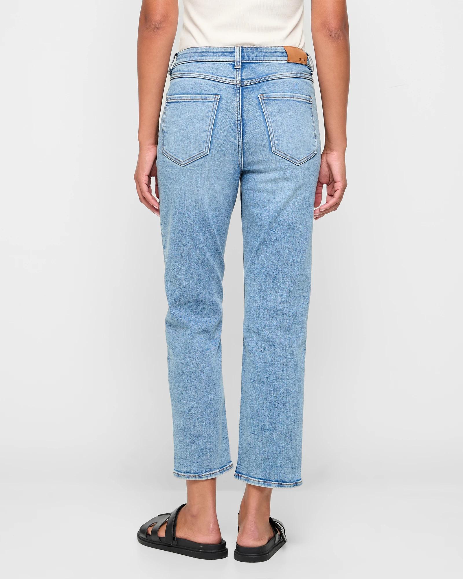 4 Target Super High Rise Crop Length Straight Denim Jeans - Shape Your Body LIGHT BLUE, 4 of 5