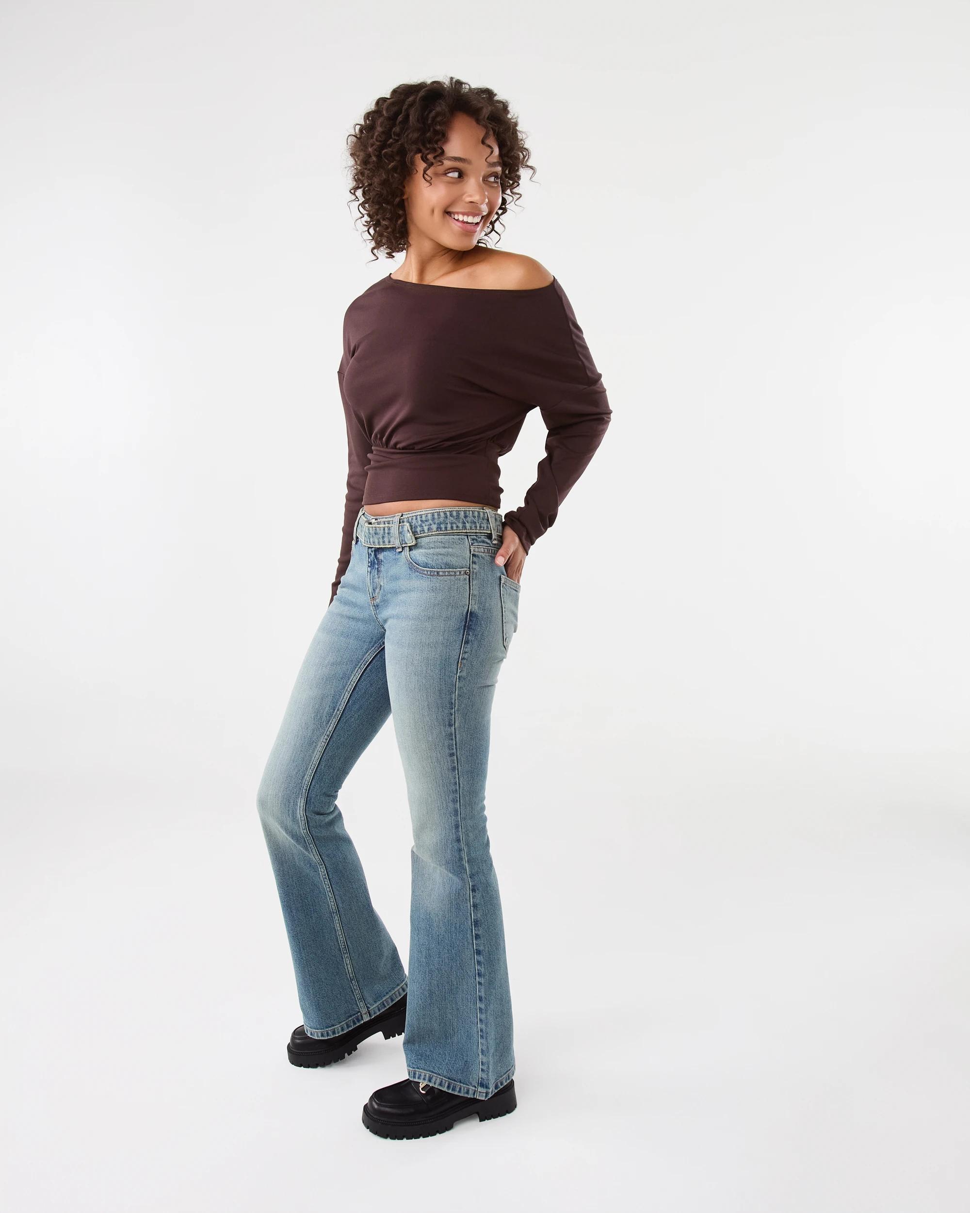 3 Long Sleeve Off the Shoulder Top Choc Plum, 3 of 7