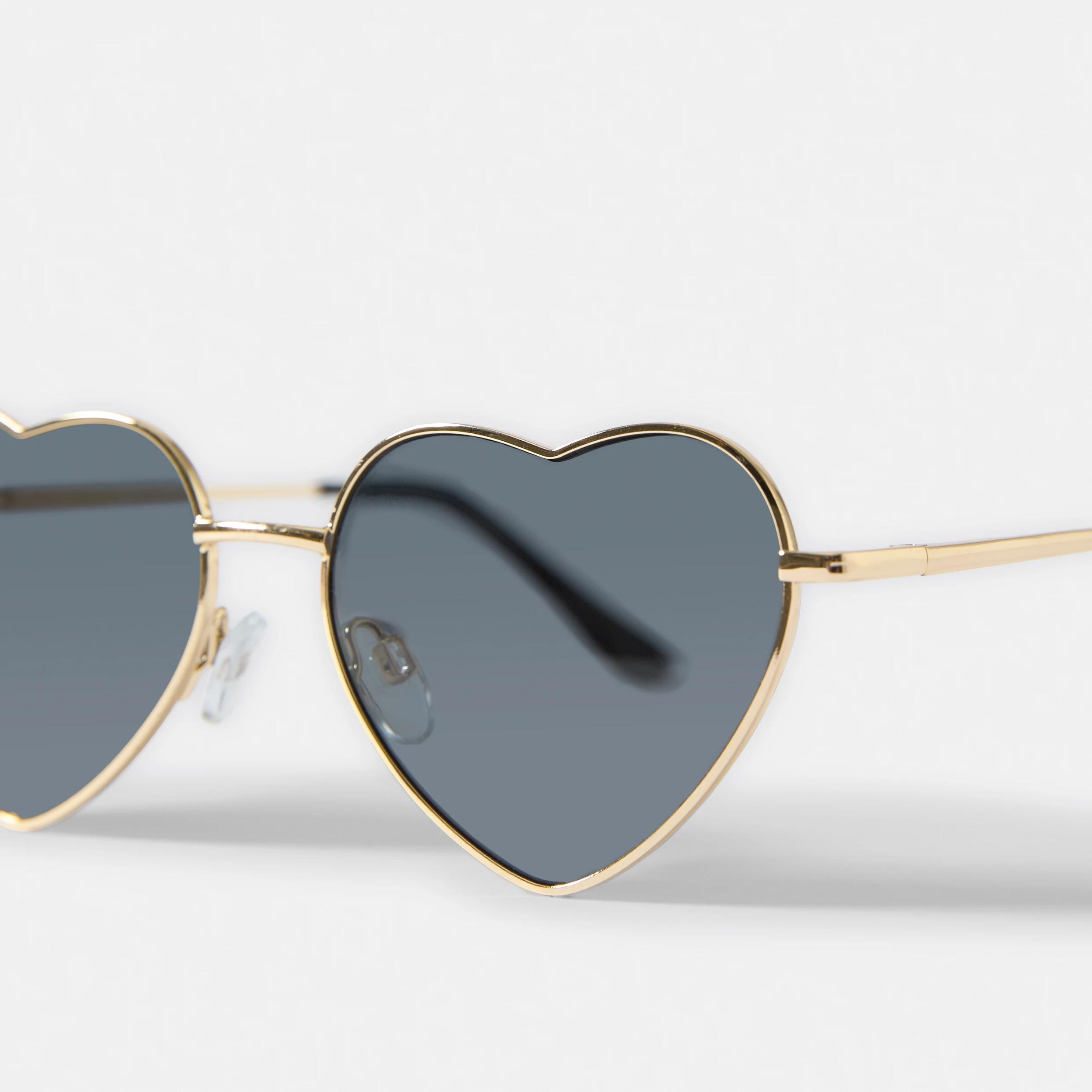 3 Womens Metal Heart Sunglasses GOLD, 3 of 6