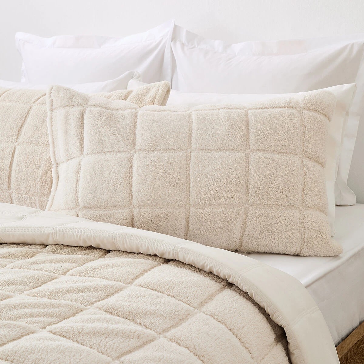 3 Hendrick Reversible Comforter Set - Queen Bed, Beige, 3 of 8