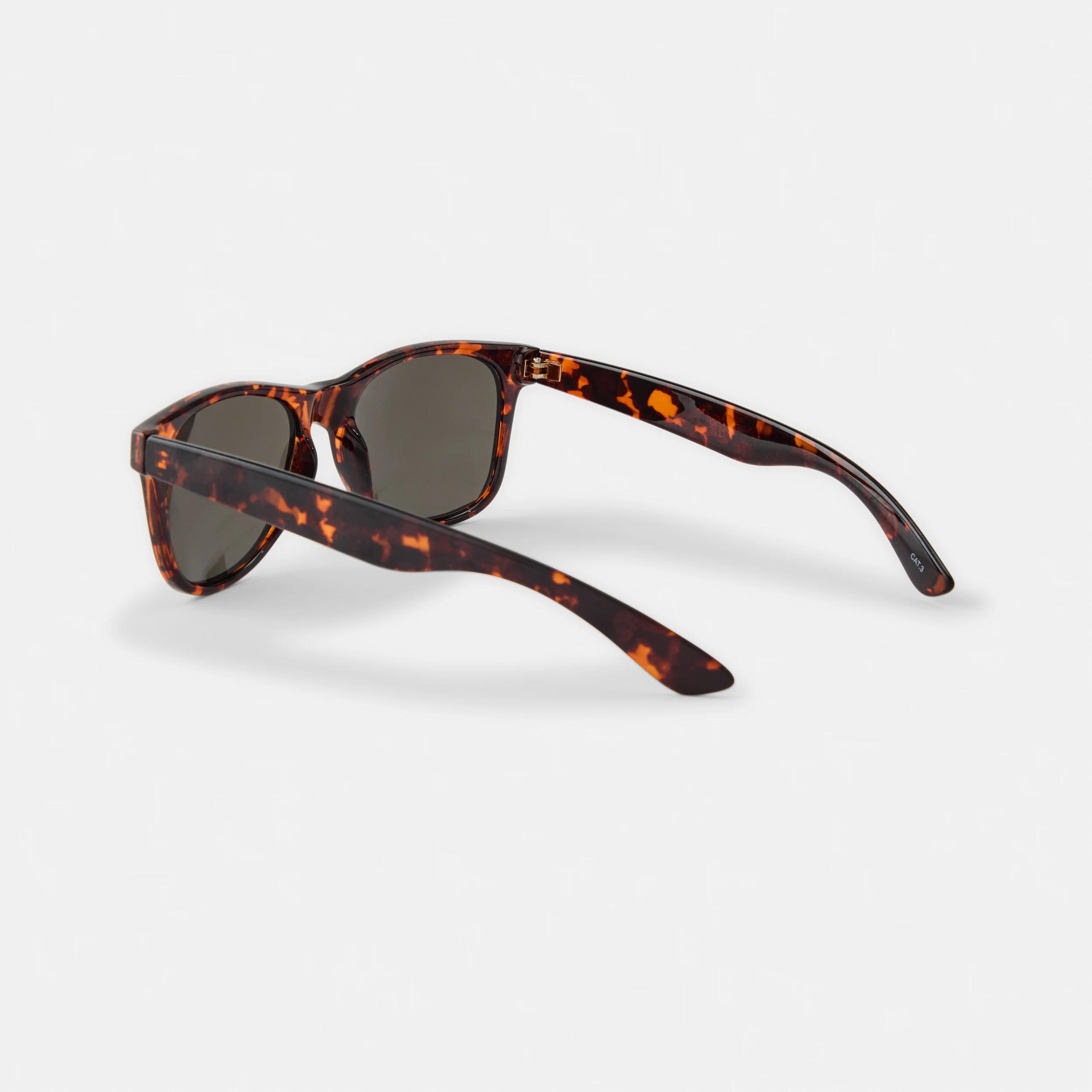 3 Womens Square Frame Sunglasses Tort, 3 of 5