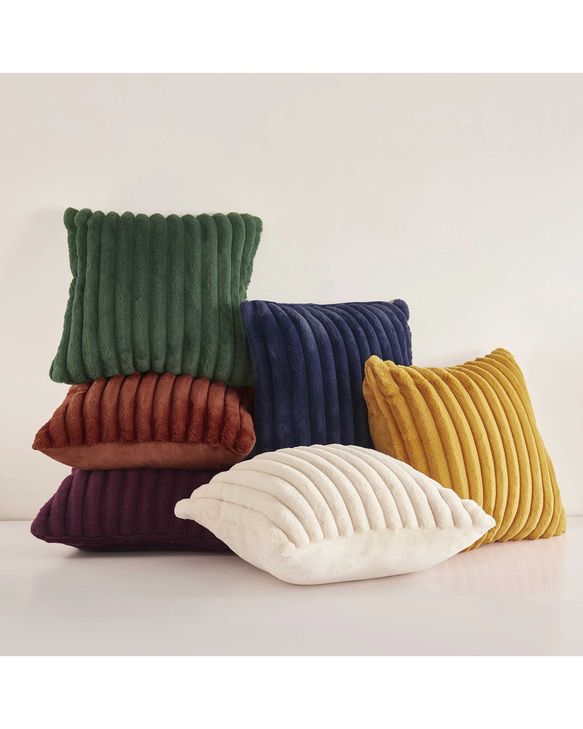 3 Dreamaker Chunky Embossed Fleece Cushion 50x50cm - Rust, 3 of 5