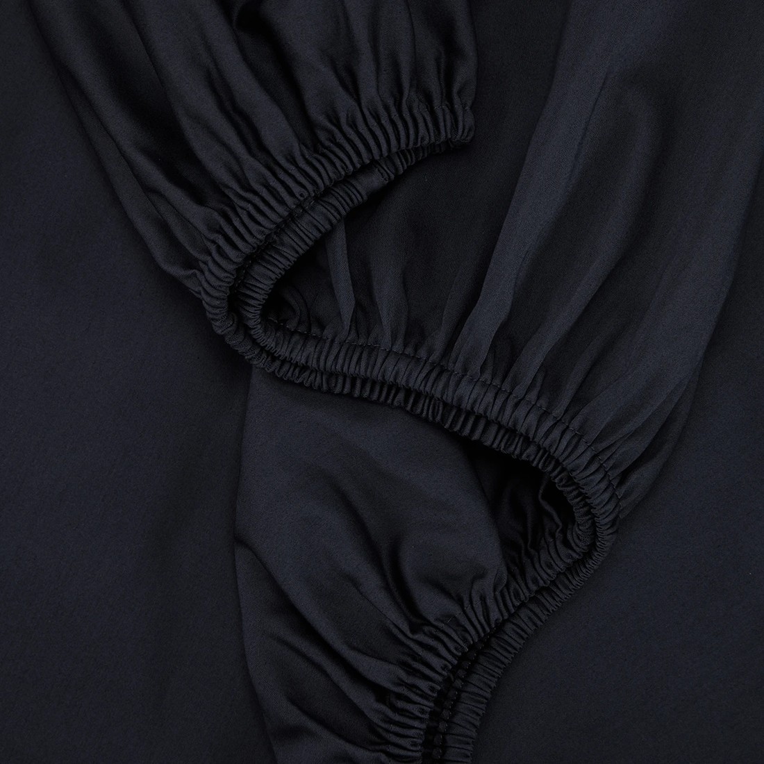 3 500 Thread Count Australian Grown Cotton Fitted Sheet - Queen Bed, Anthracite, 3 of 4