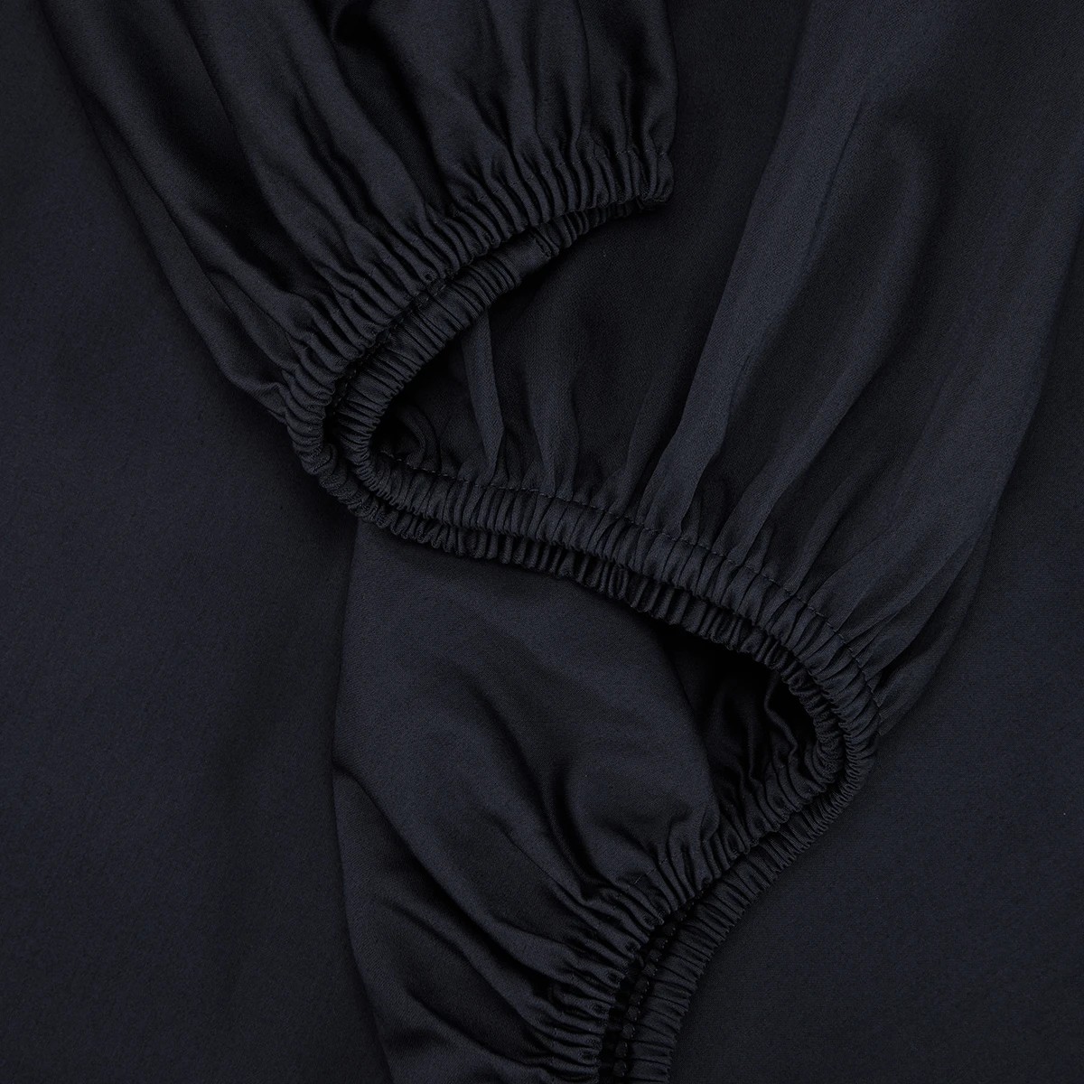 3 500 Thread Count Australian Grown Cotton Fitted Sheet - Queen Bed, Anthracite, 3 of 4