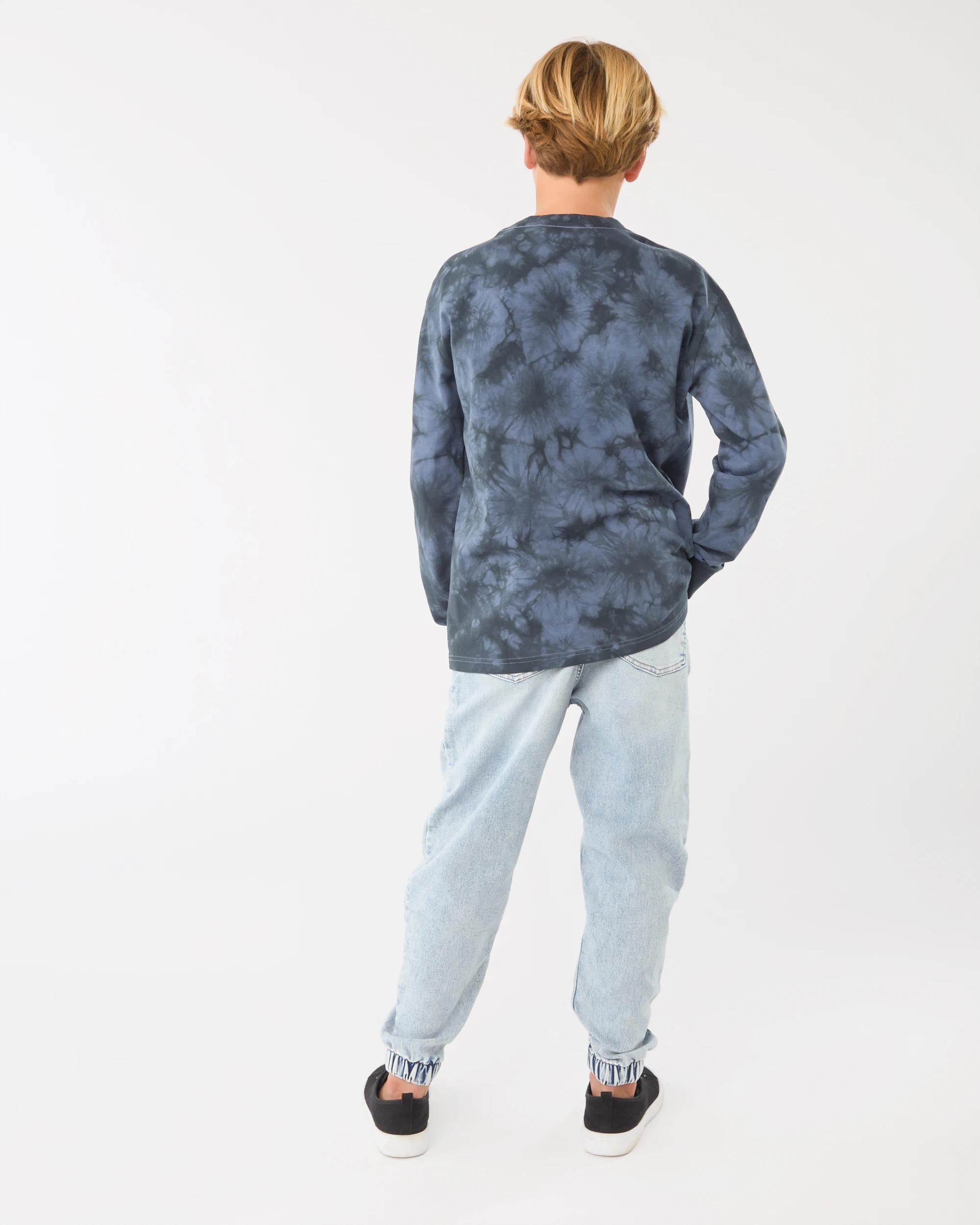 8 Long Sleeve Graphic T-shirt Blu Slogan, 8 of 8