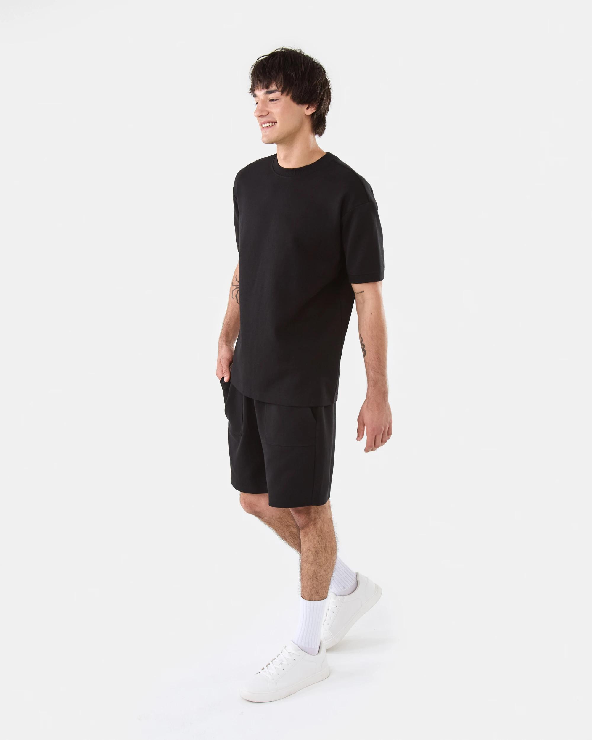 3 Oversized Interlock T-shirt Black, 3 of 6