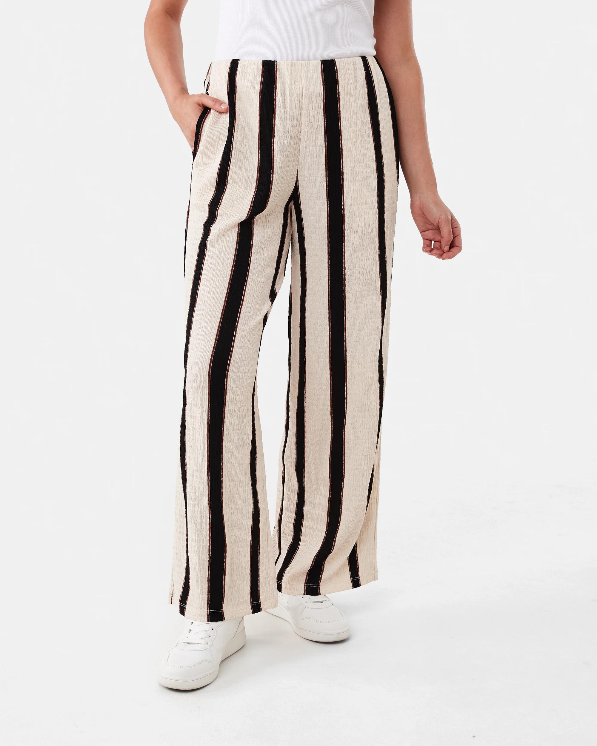 1 Textured Pants Sand Strp, 1 of 5