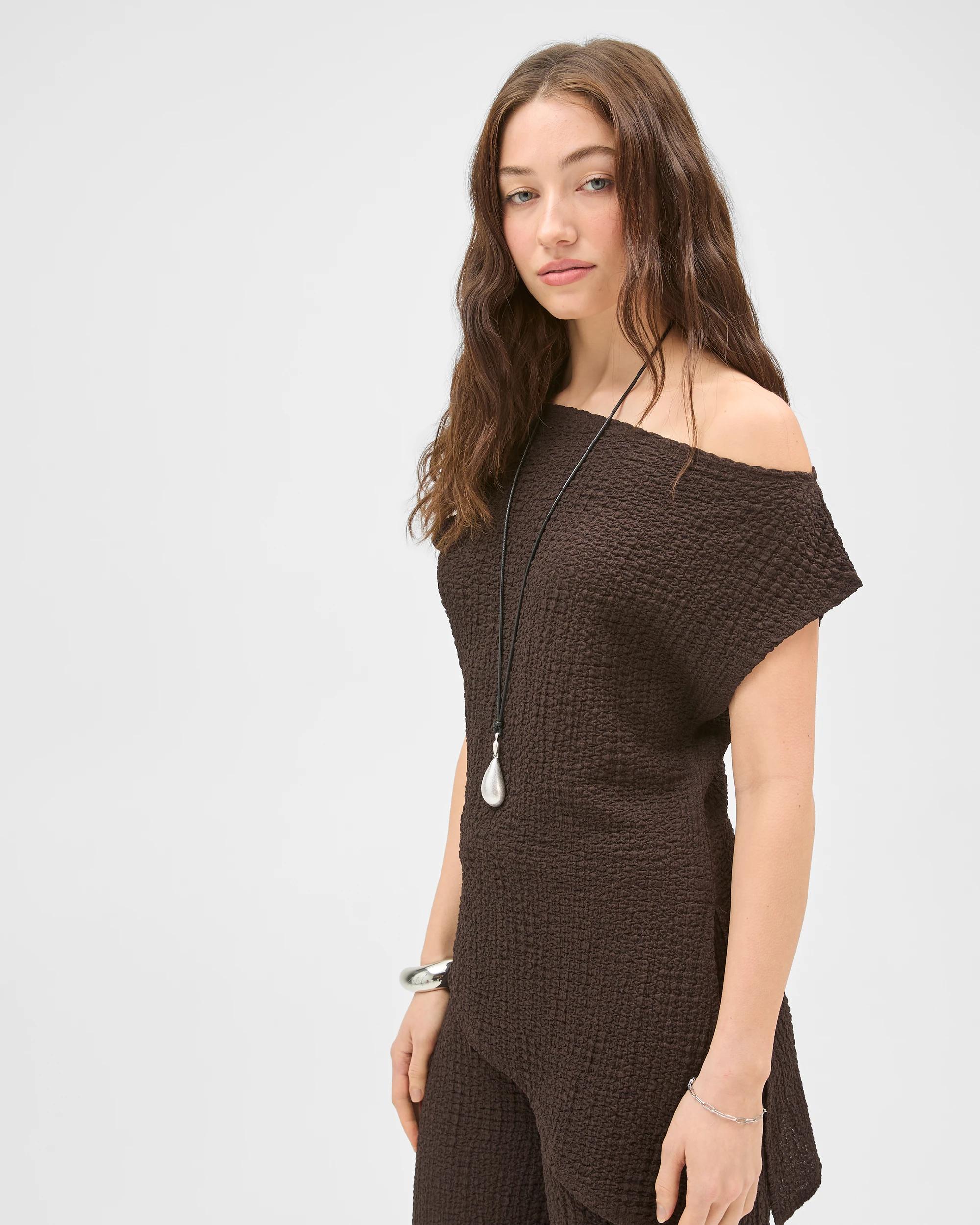 3 Lily Loves Textured Off Shoulder Top TRUFFLE, 3 of 7