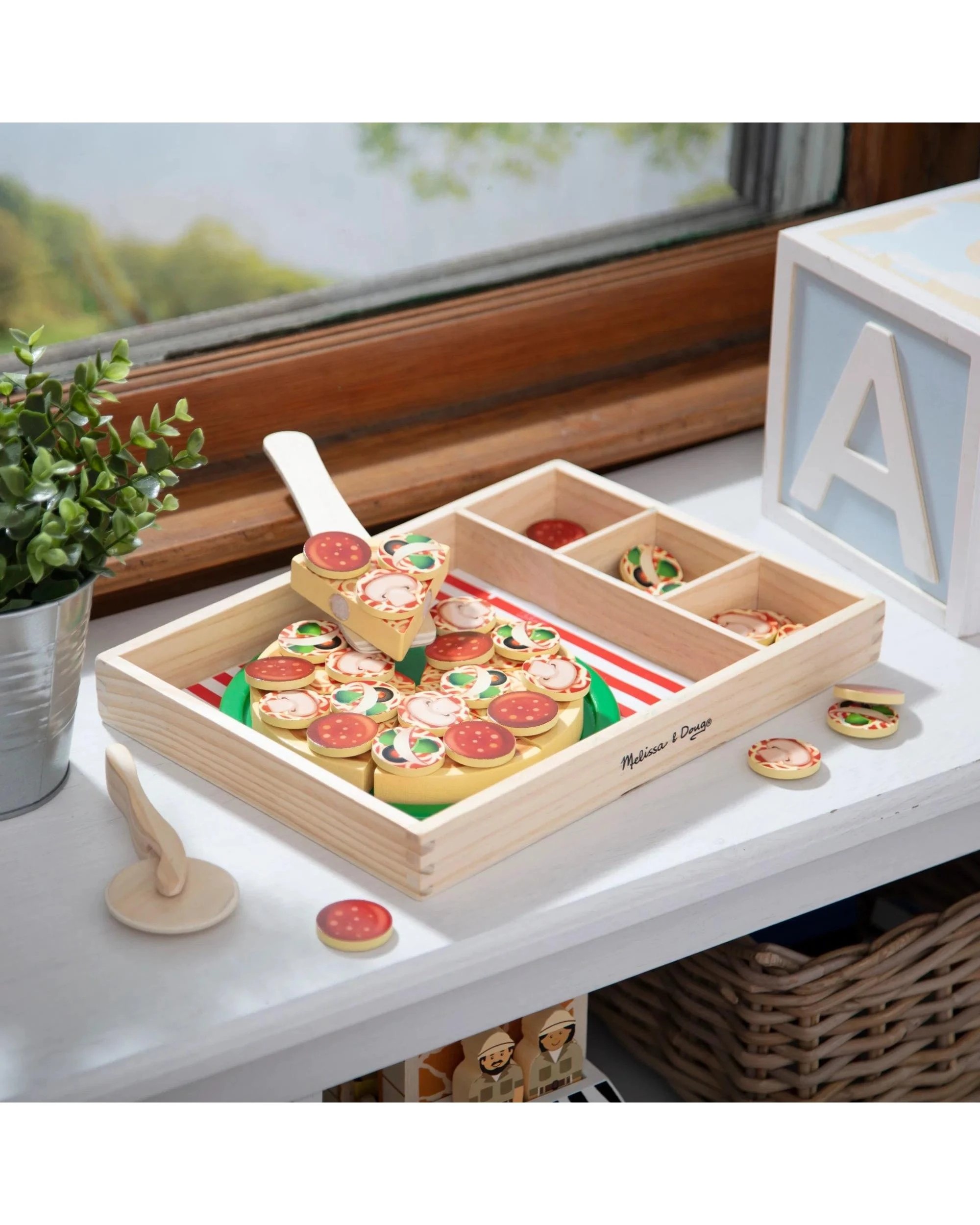 4 Melissa and Doug Wooden Pizza Party Play Set, 4 of 9