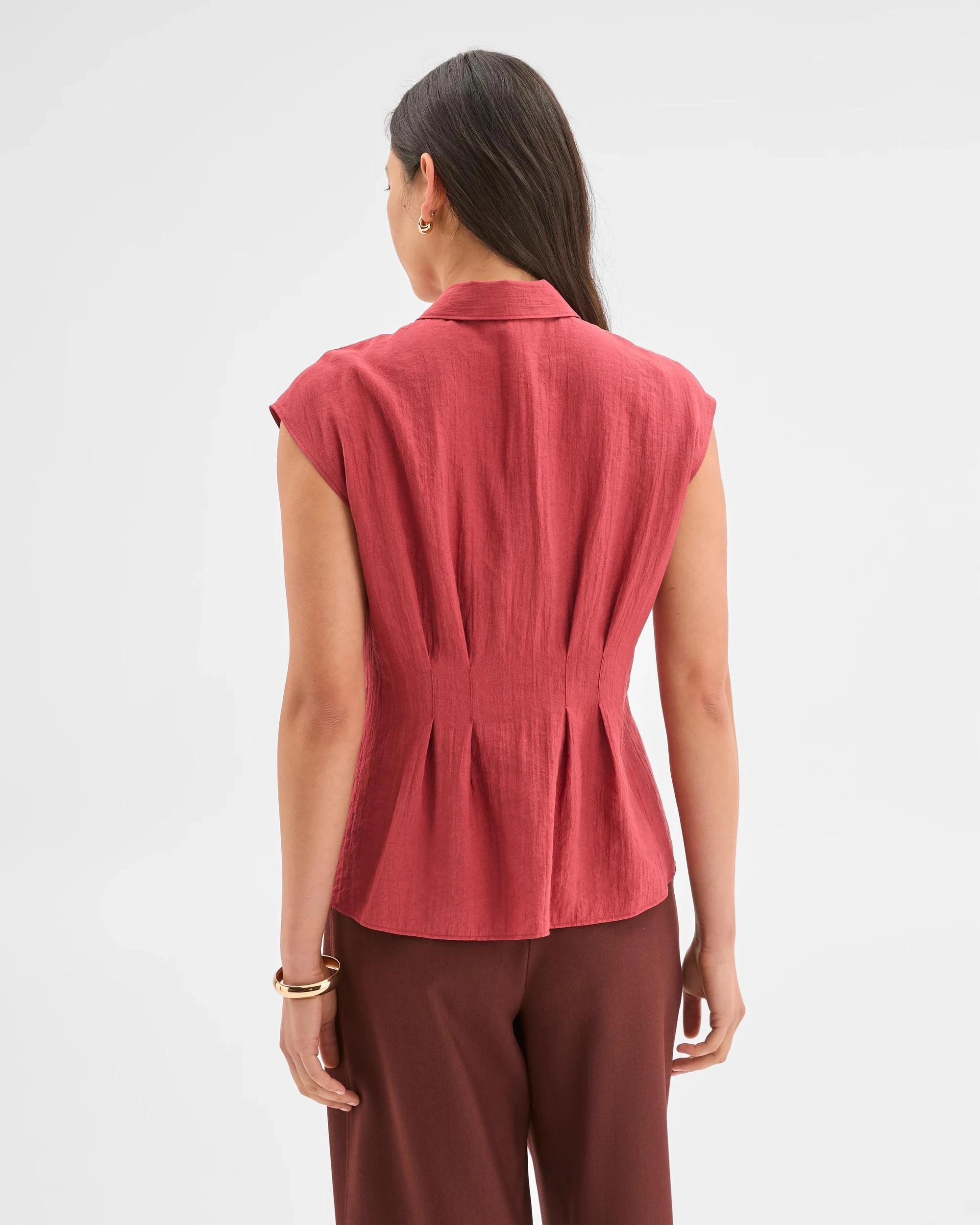 6 Preview Sleeveless Waist Tuck Shirt POMEGRANATE, 6 of 7