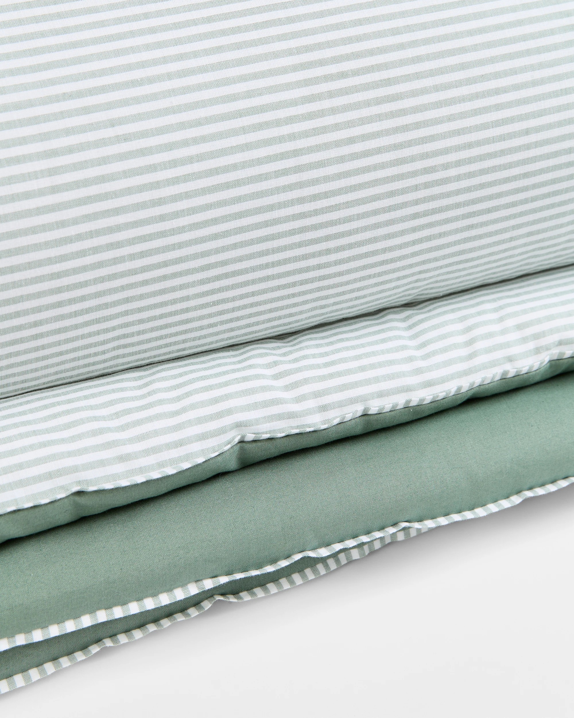 6 Target Hampton Comforter Set - King Bed - Green, 6 of 10