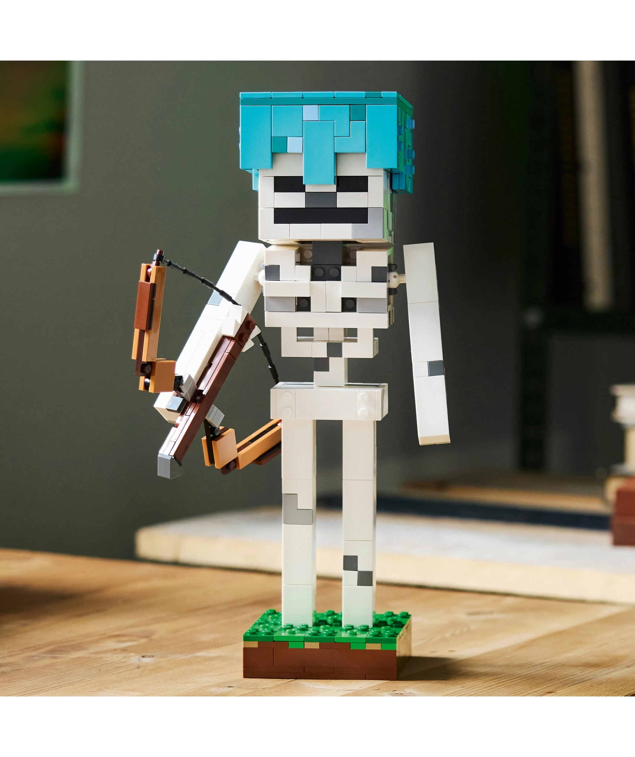 8 LEGO Minecraft The Skeleton 21594, 8 of 9