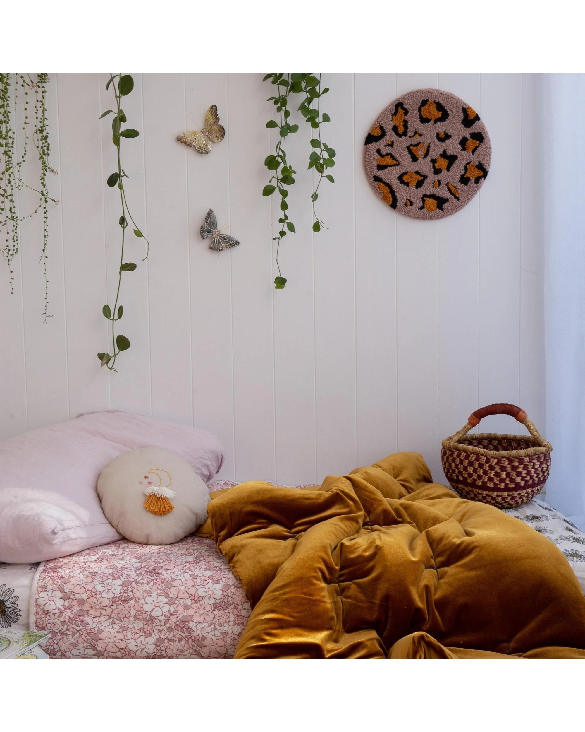 2 The Midnight Gang Vintage Floral Bed Wetting Mat - King Single with wings - Pattern, 2 of 6