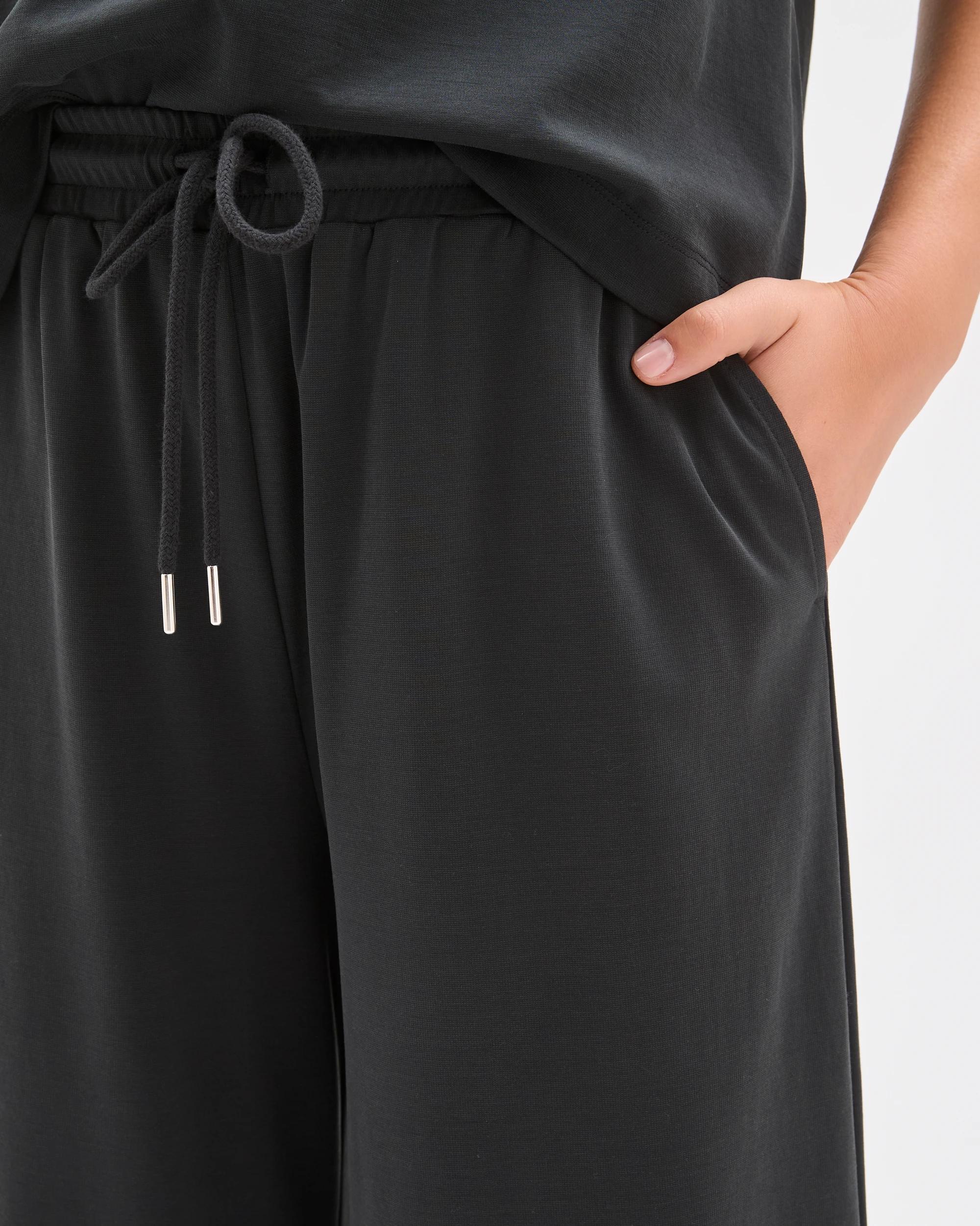 6 Target Woman Relaxed Wide Leg Drape Pants WASHED BLACK, 6 of 7