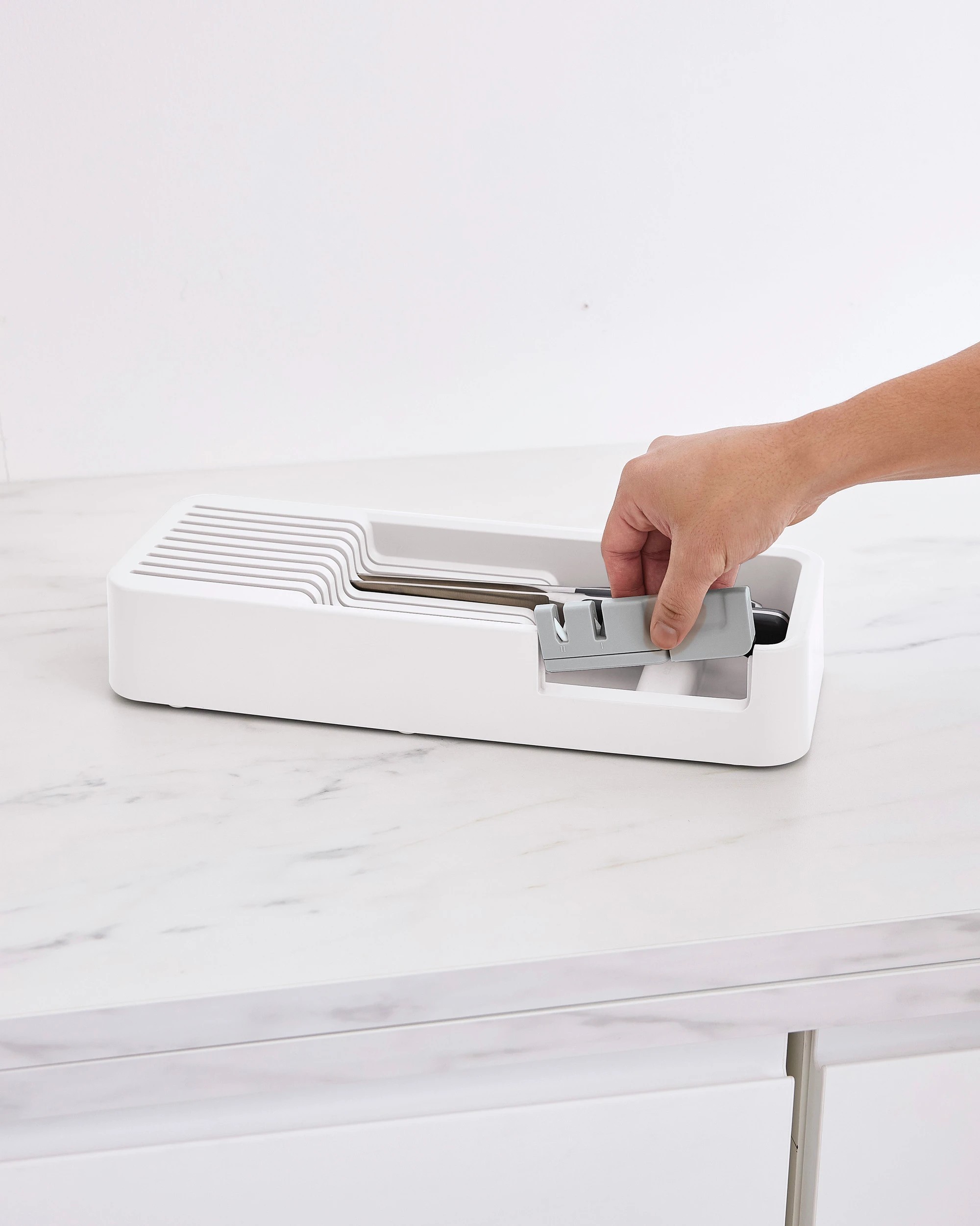 10 In Drawer 9 Knife Organiser - White and Grey, 10 of 10