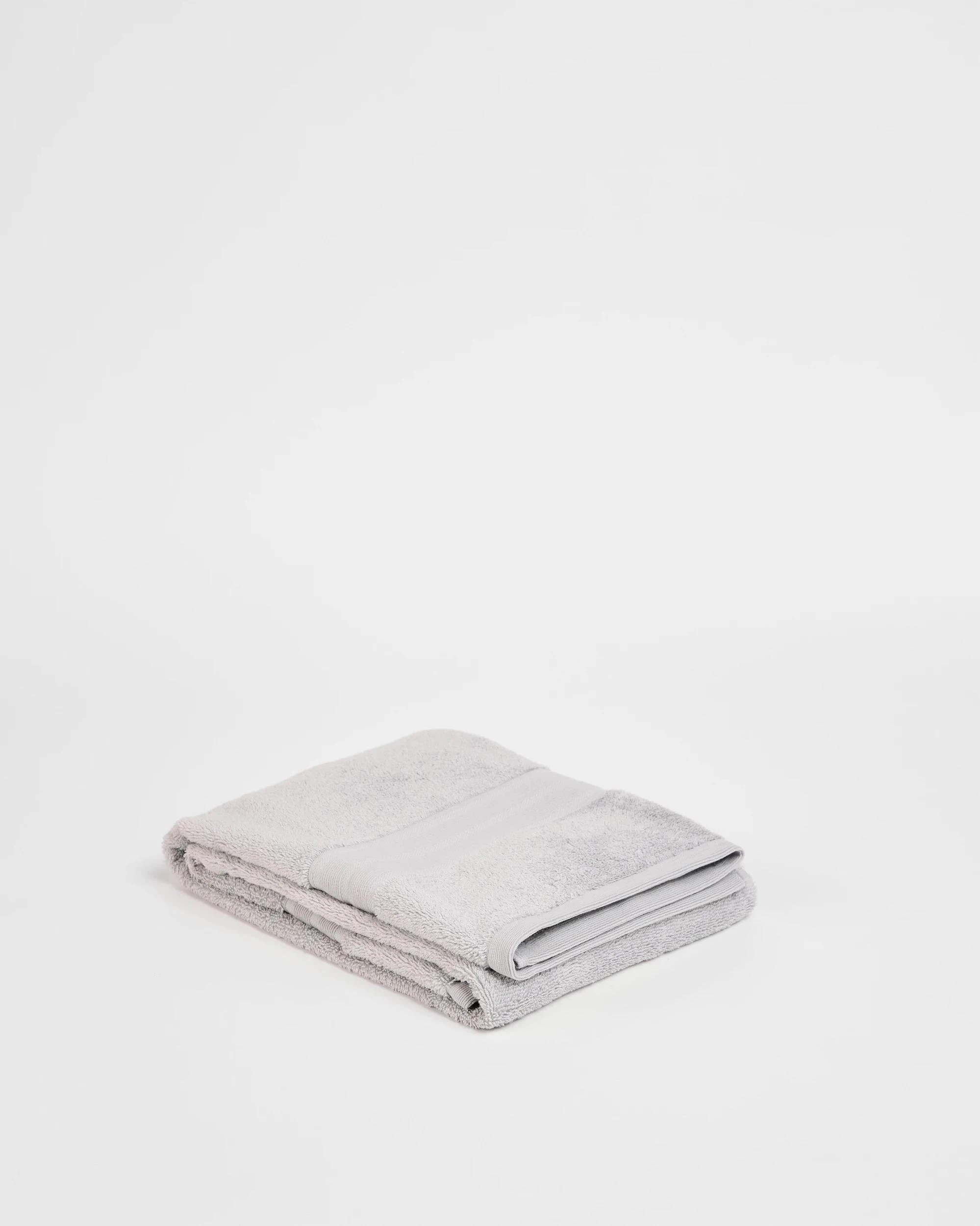 1 Grandeur Australian Cotton Bath Towel - Grey, 1 of 3