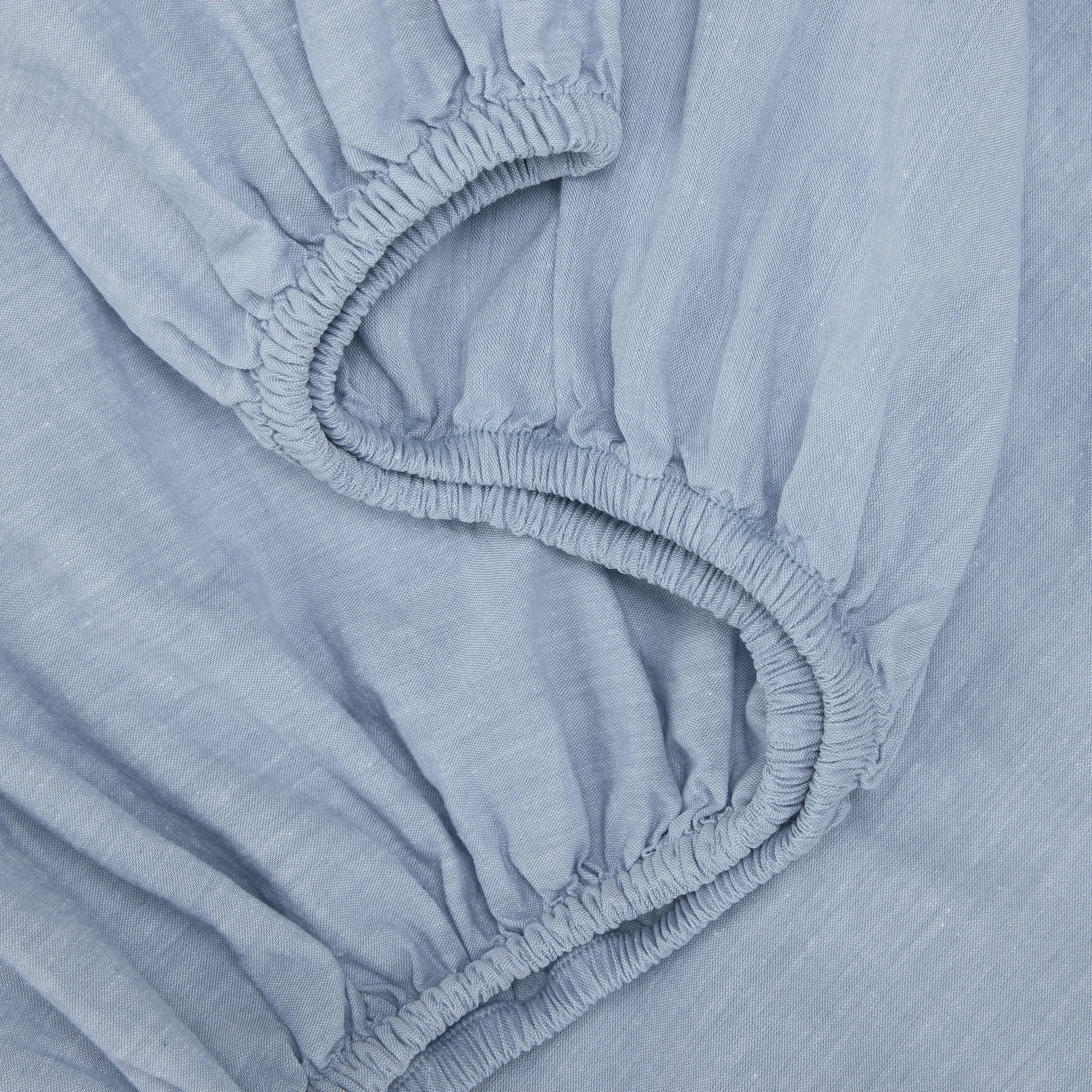 3 Stonewashed Chambray Cotton Sheet Set - Double Bed, Denim, 3 of 7