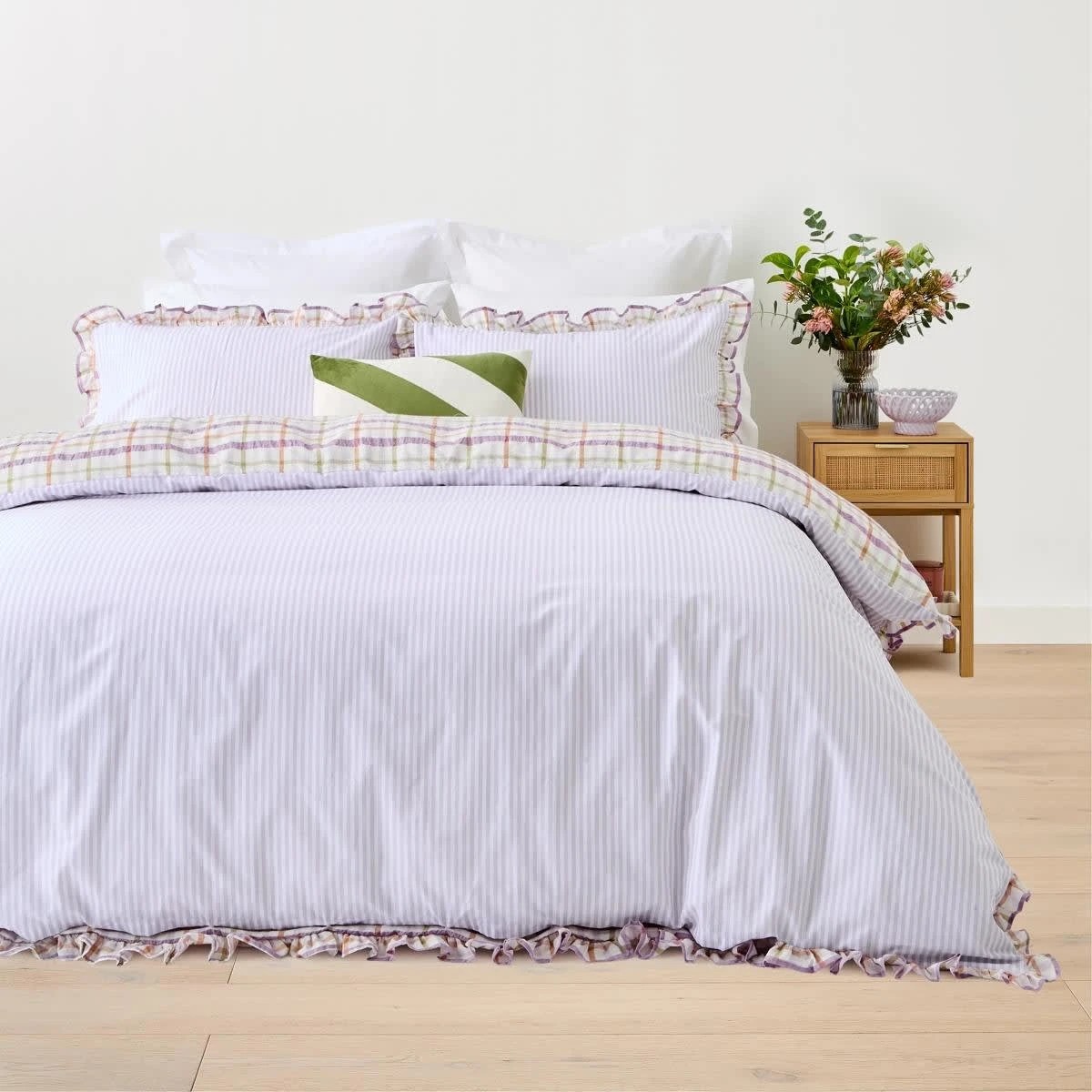 2 Isha Gingham Cotton Reversible Quilt Cover Set - Queen Bed, 2 of 7