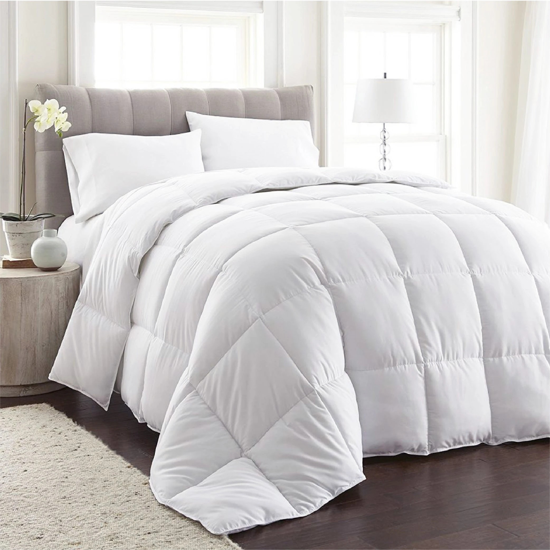 1 Luxor 200GSM Summer Microfibre Quilt - Queen Bed, 1 of 1