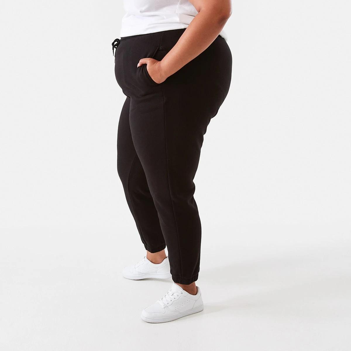 2 Curve Tracksuit Cuff Joggers Black, 2 of 5