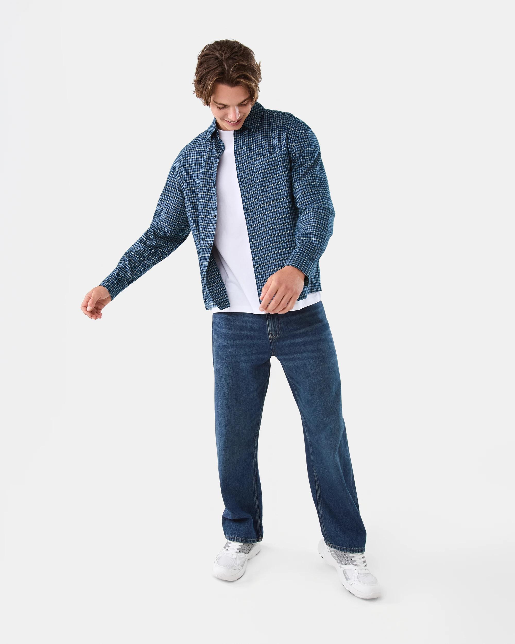 2 Long Sleeve Boxy Shirt Nvy Check, 2 of 9