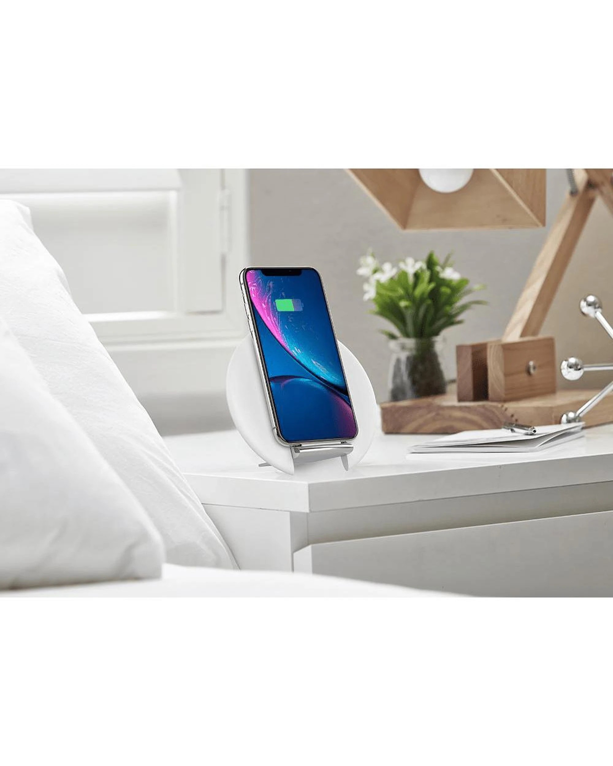 2 Cygnett CY2646WIRDE White Wireless Desk Charger - White, 2 of 10