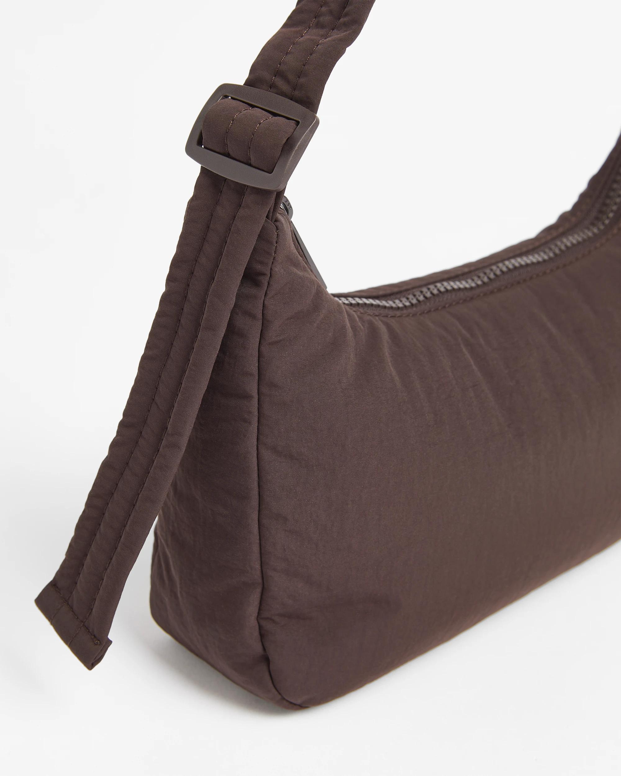 2 Target Active Small Shoulder Bag ESPRESSO, 2 of 2