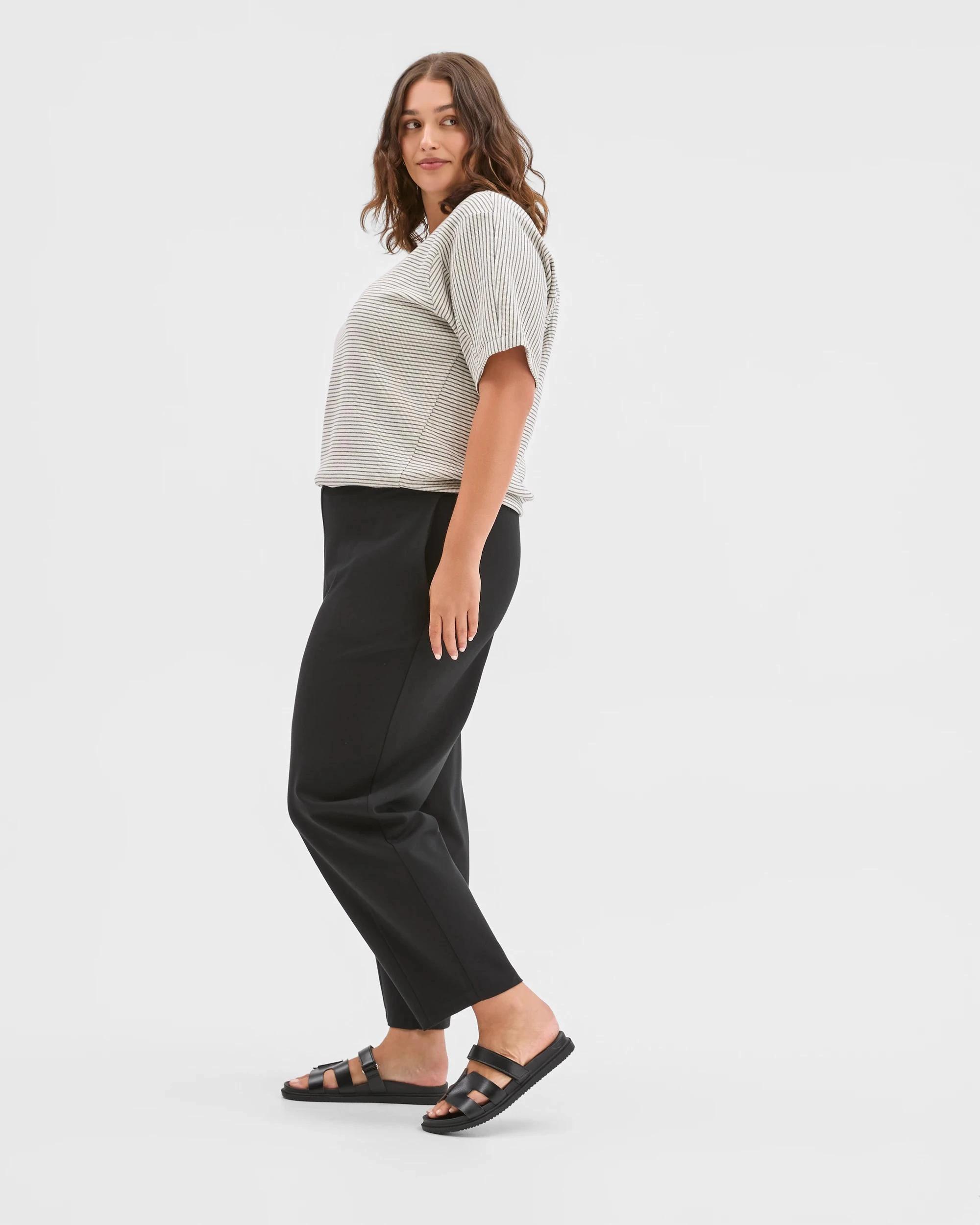 6 Target Curve Plus Size Ponte Ankle Length Barrel Leg Pants BLACK, 6 of 6