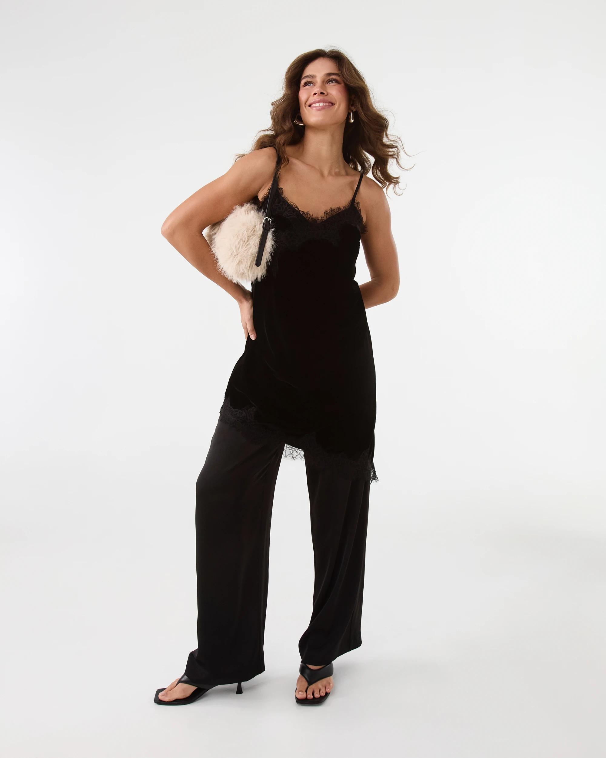 6 Faux Fur Shoulder Bag Cream, 6 of 10