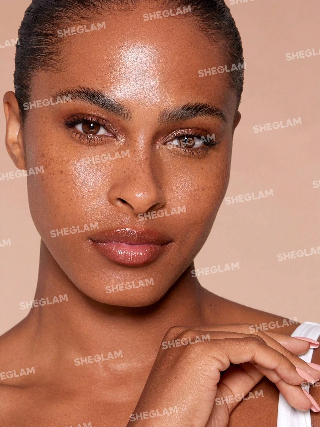 3 SHEGLAM Skinfinite Hydrating Foundation - Caramel, 3 of 6