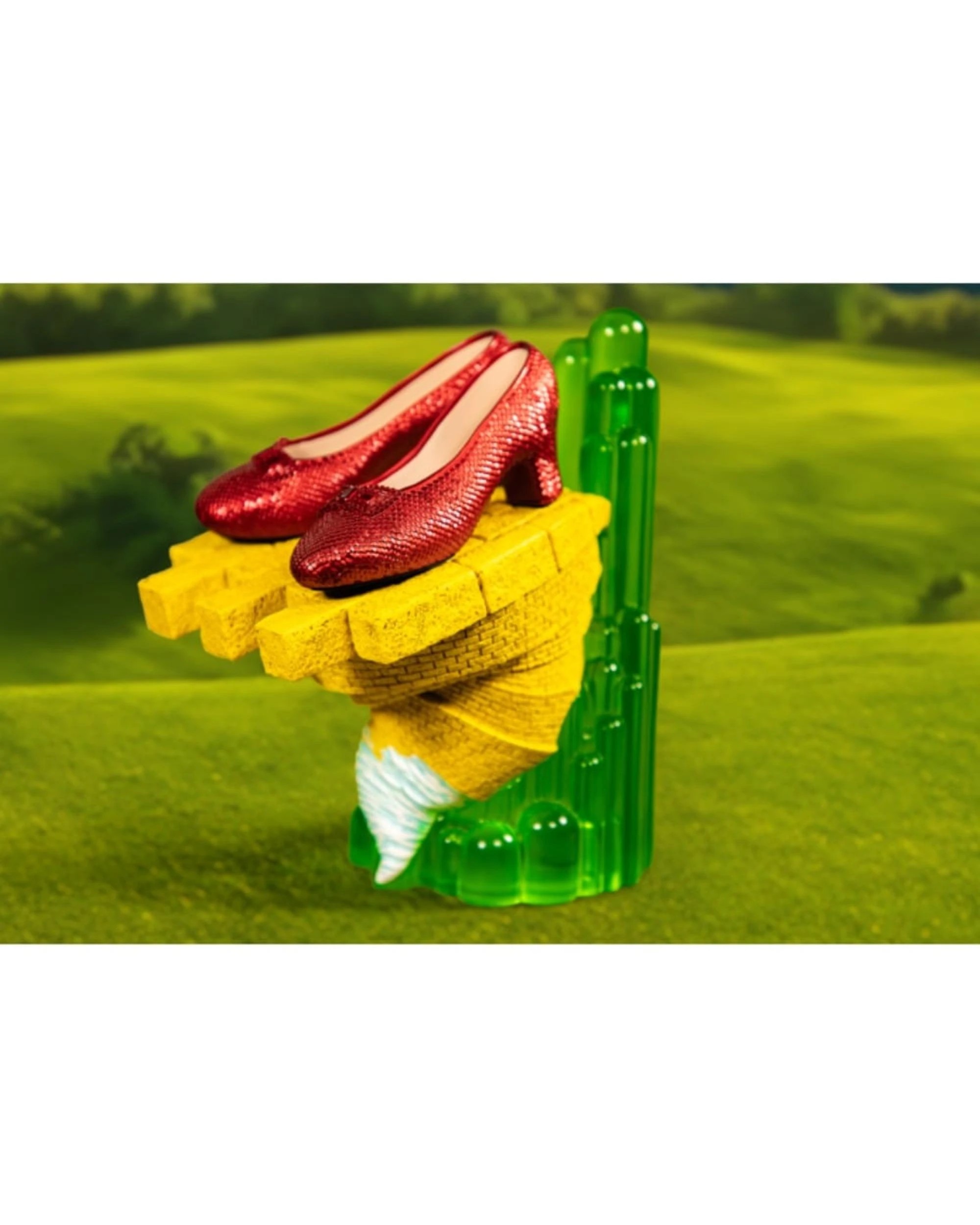 3 The Wizard of Oz Ruby Slippers 1/2 Scale Replica with Light-up Stand, 3 of 5